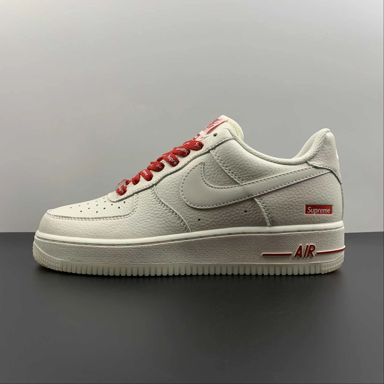 Supreme x Air Force 1 07 Low Beige Red SU0220-001 City Stroll