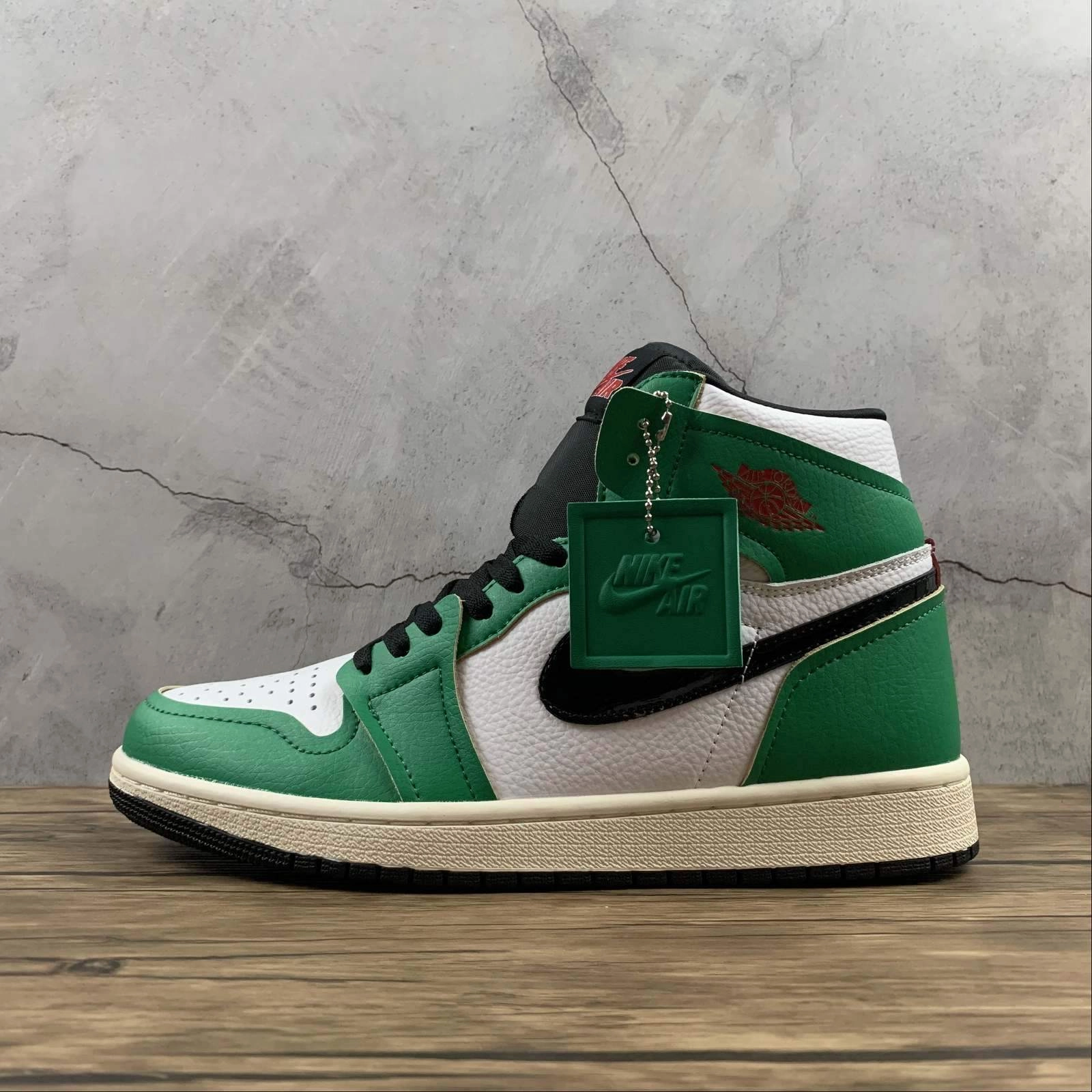 Tapered Heel Cup Work Travel Air Jordan 1 Retro High OG Lucky Green DB4612-300