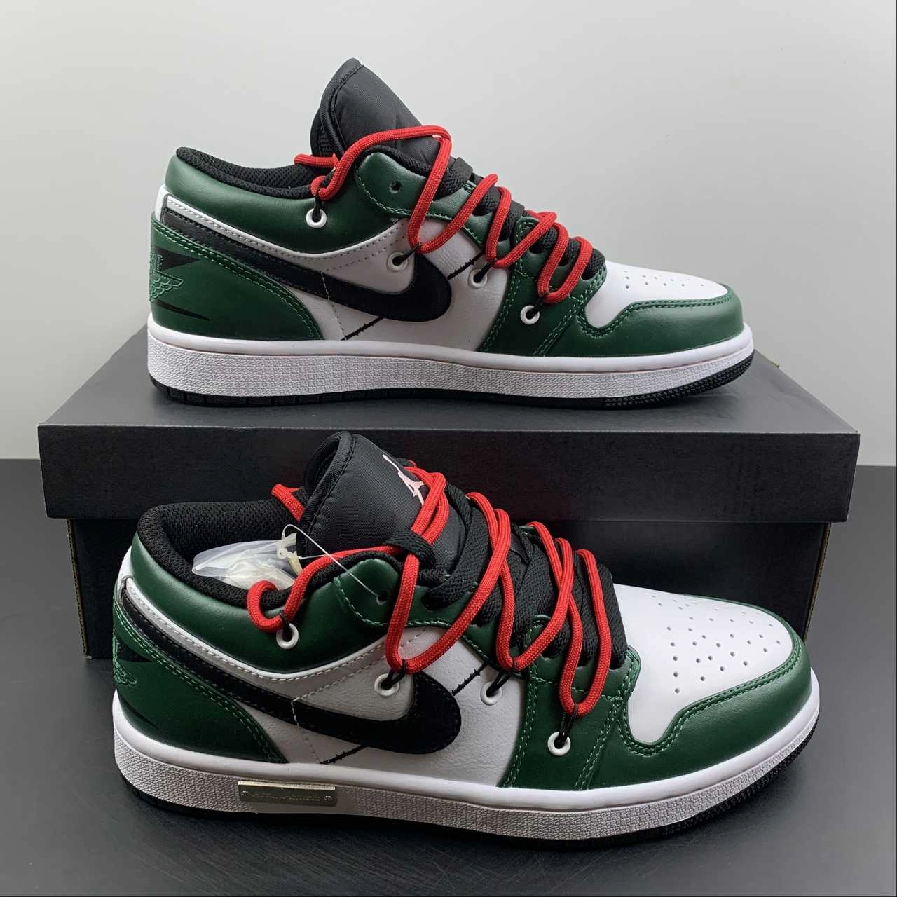 Weekend Fit Air Jordan 1 Low Vibe White Green Black Red 553558-963