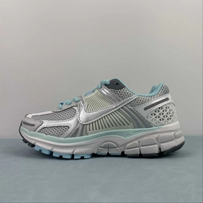 Internal shank supports efficient foot propulsion Zoom Vomero 5 520 Pack Ocean Bliss Metallic Silver Light Blue FN3432-001