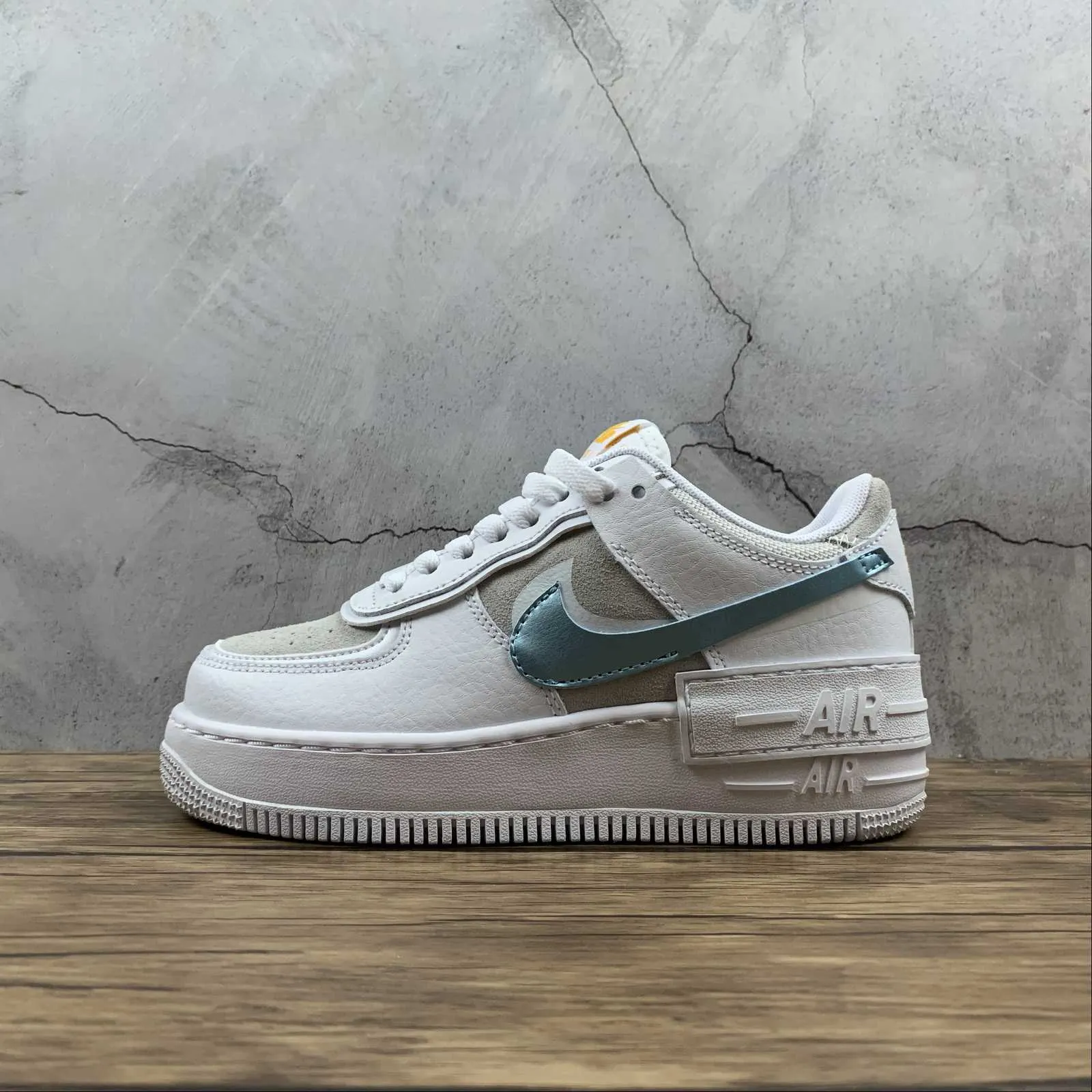 On Duty Air Force 1 Shadow White Glacier Ice-Vast Grey DA4286-100