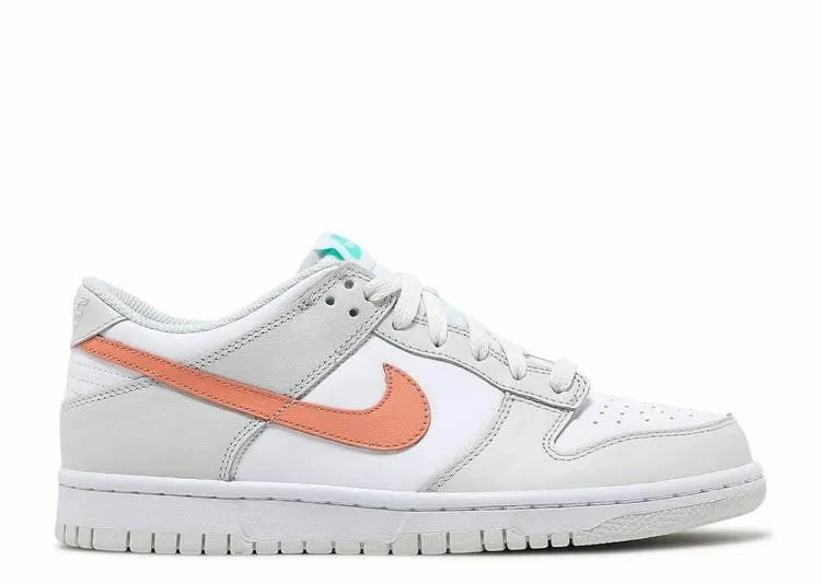 Padded chic Nike Dunk Low Tropical Twist