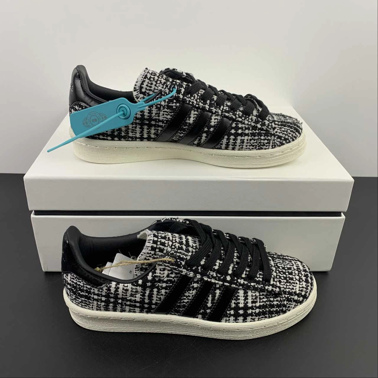 INVINCIBLE x DAYZ x Adidas Campus 80s Core Black Cream White HP2821 Modern Step Snow Hike