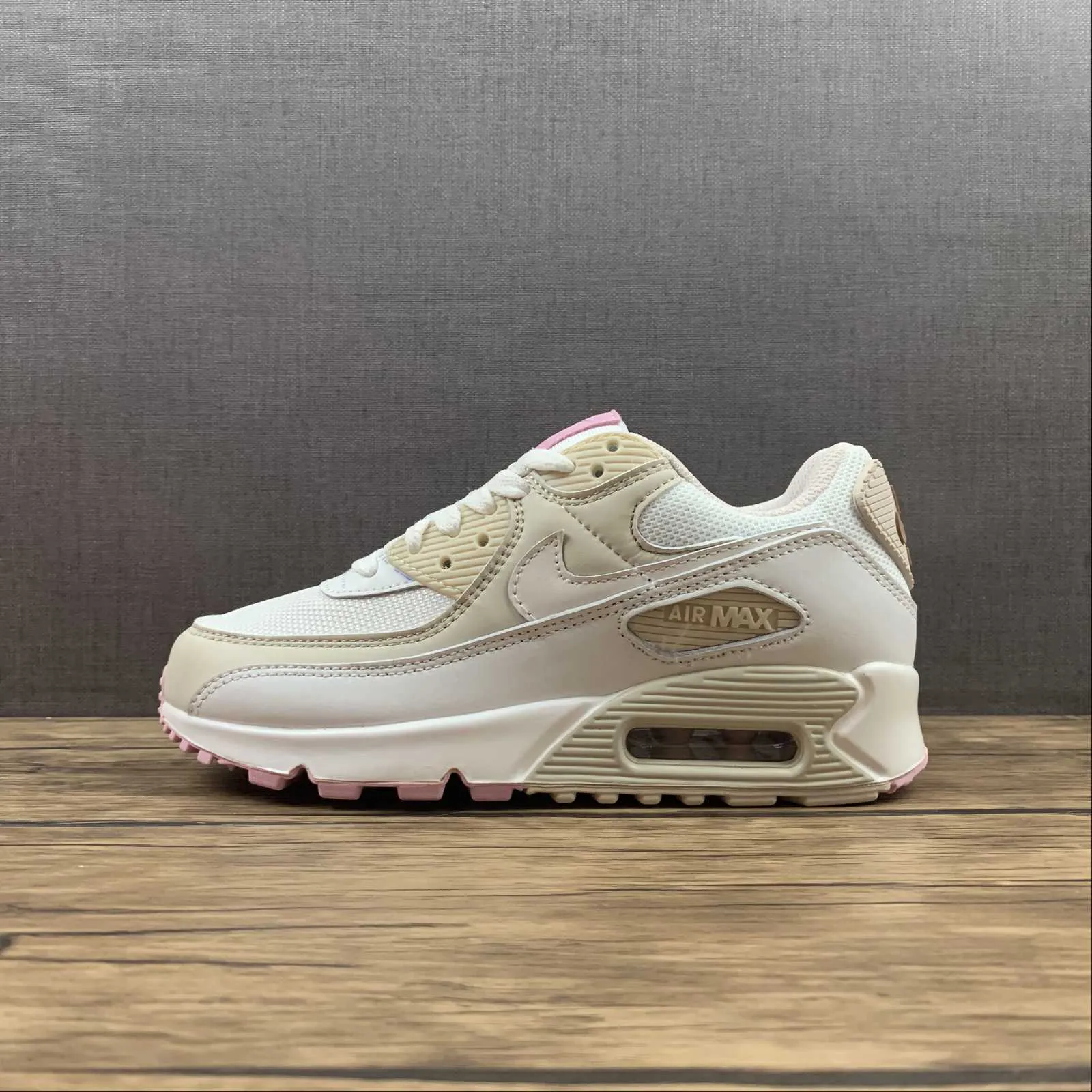 slip - on design versatile - use - adaptability shoes Air Max 90 White Metallic Red Light Bronze Orewood Brown CT1873-100