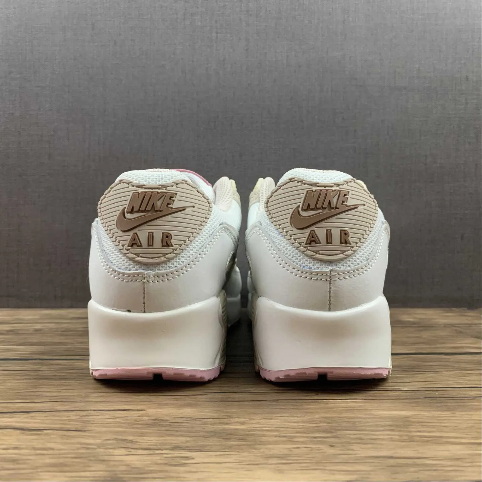 running watches running gloves Air Max 90 White Metallic Red Light Bronze Orewood Brown CT1873-100