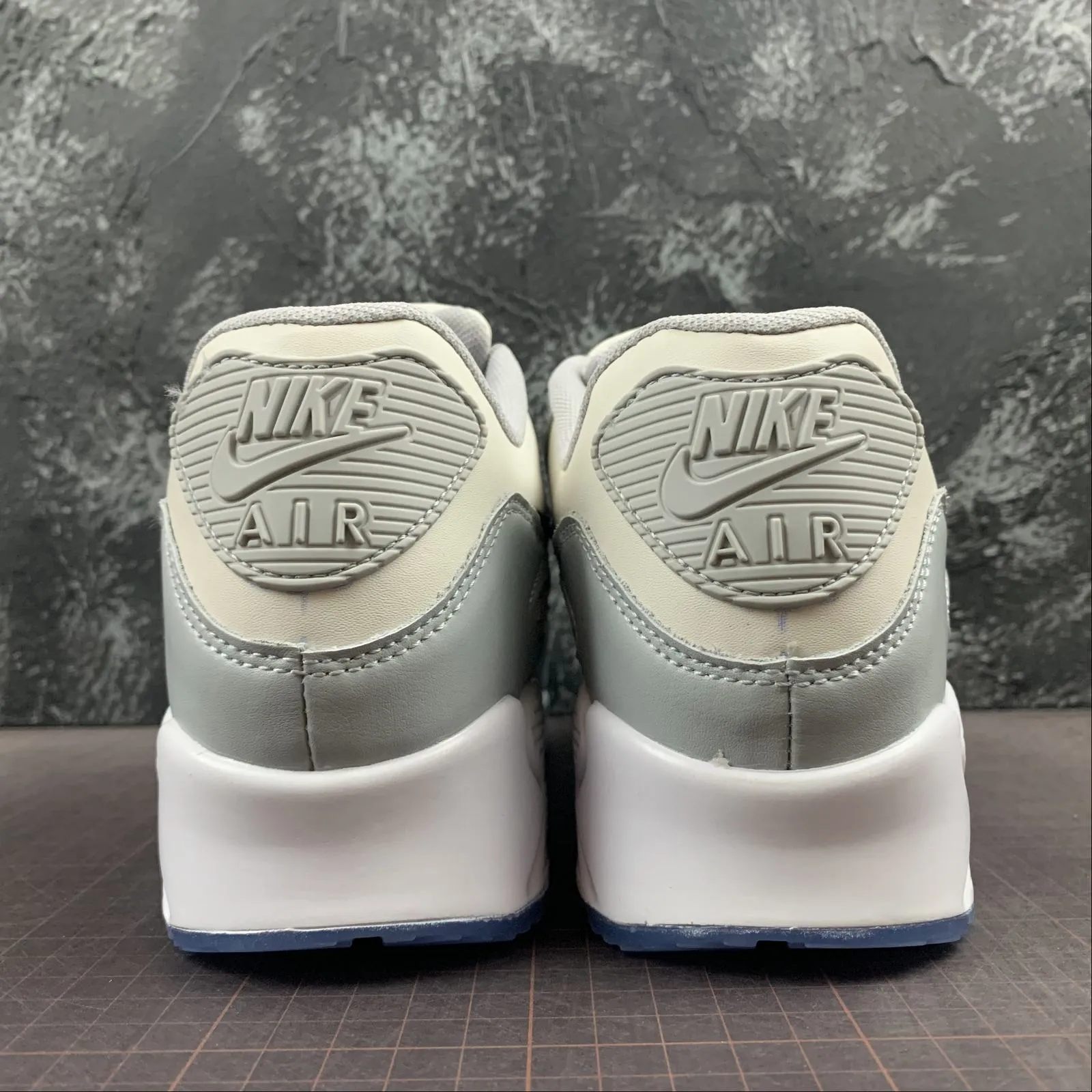 sports essentials fantasy - themed running shoes Dior x Air Max 90 Wolf Gray Sail Photon Dust White CN8607-002