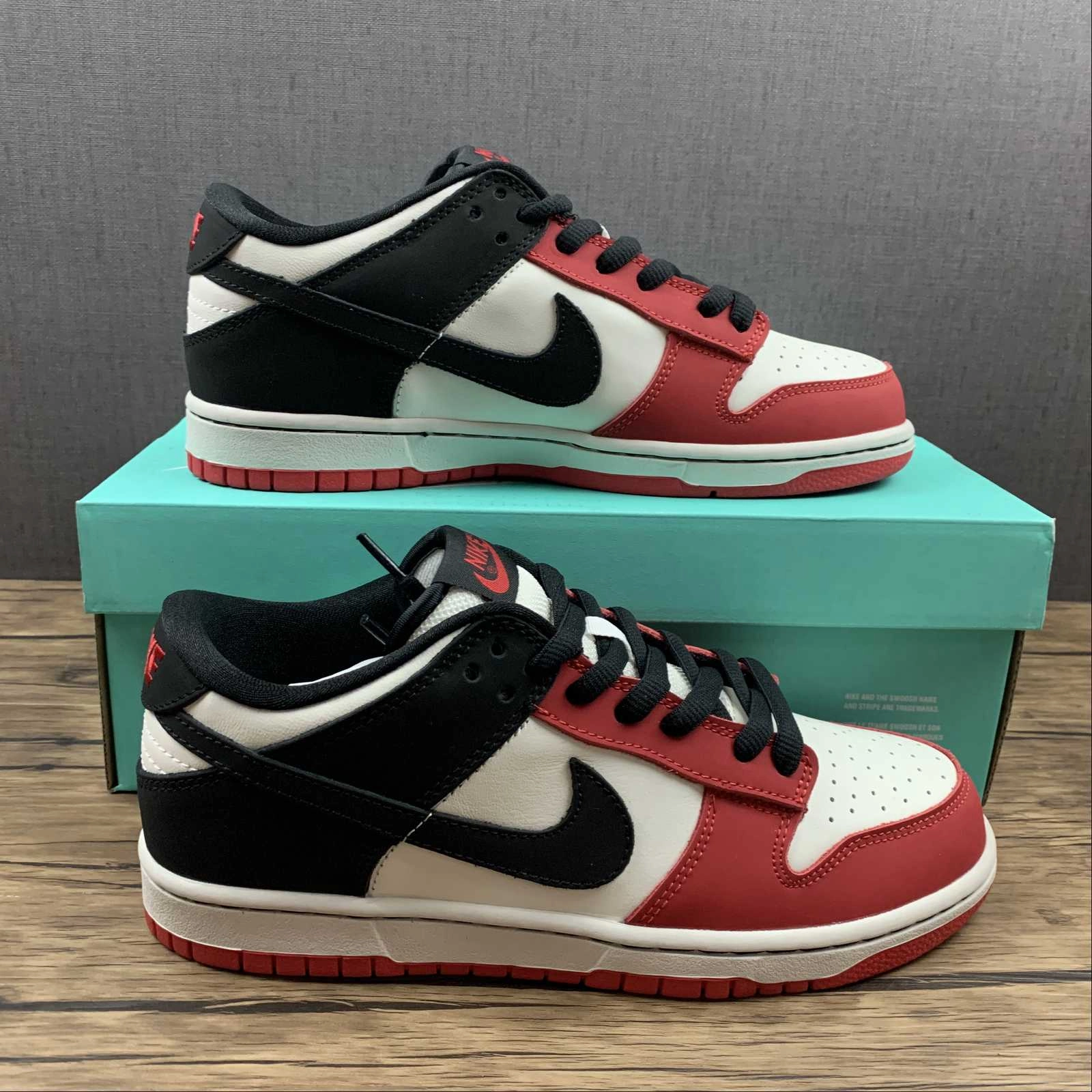 SB Dunk Low University Red White Black Shoes 854866-020 Short Walks Classic Design