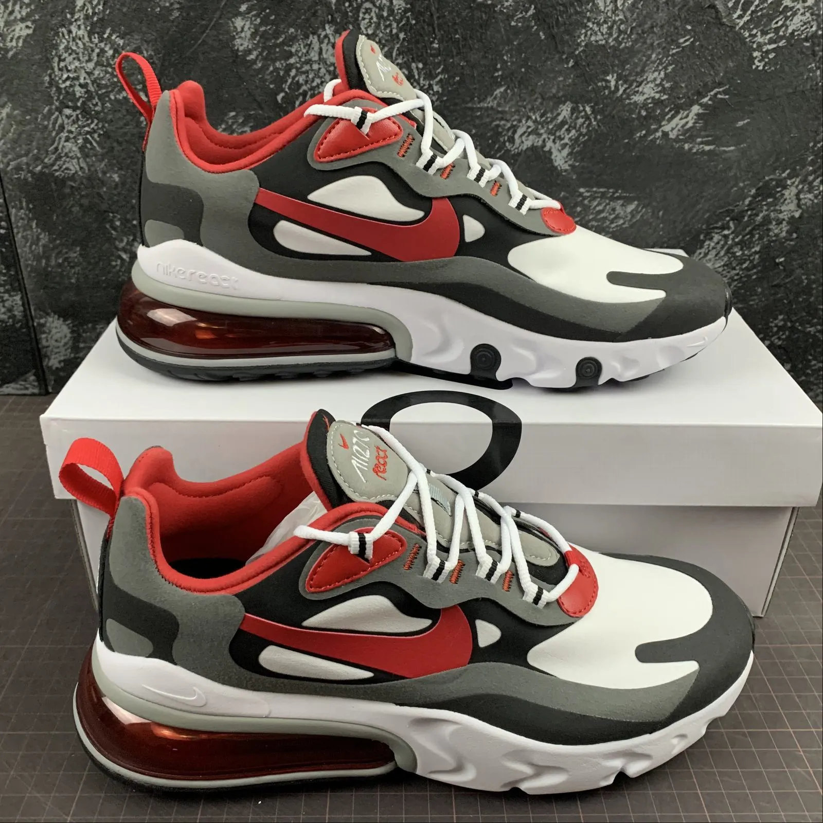 Air Max 270 React Black University Red-White CI3866-002 Cushioned Support running in duathlons shoes