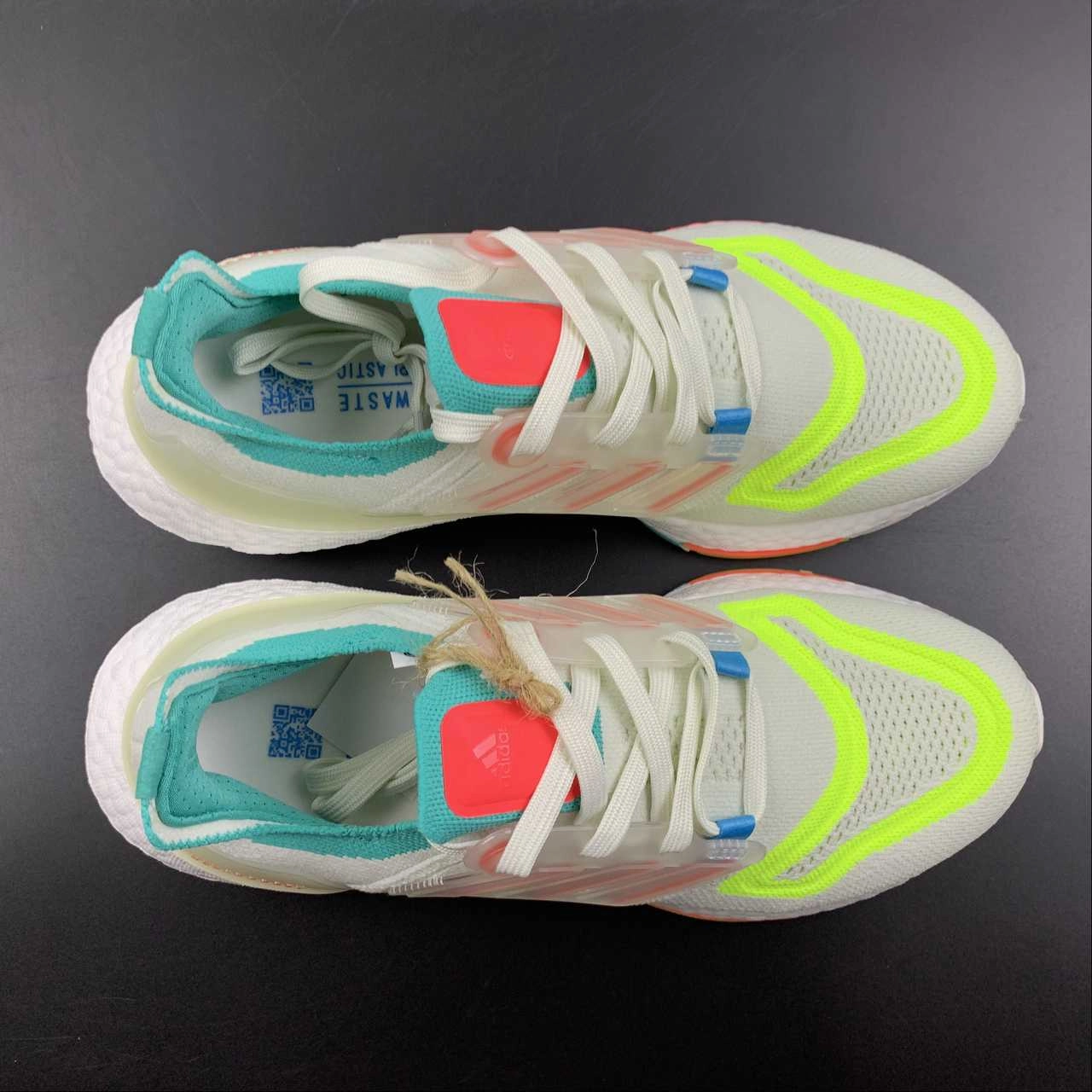 Adidas UltraBoost 22 Whitin Turbo Minrus Heat Resistant Midsole Steady Form