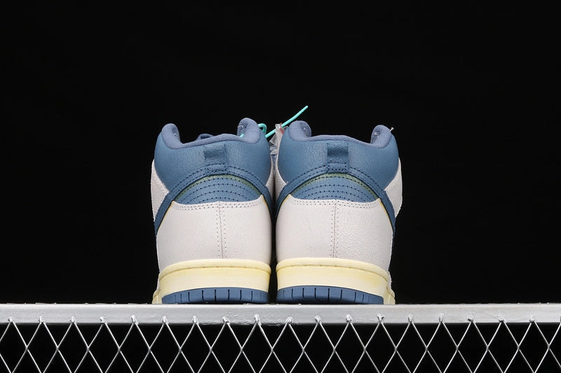 Contemporary Chic Step Soft SB Dunk High Pro QS Lost at Sea Sail Ocean Fog-Track Red White CZ3334-100