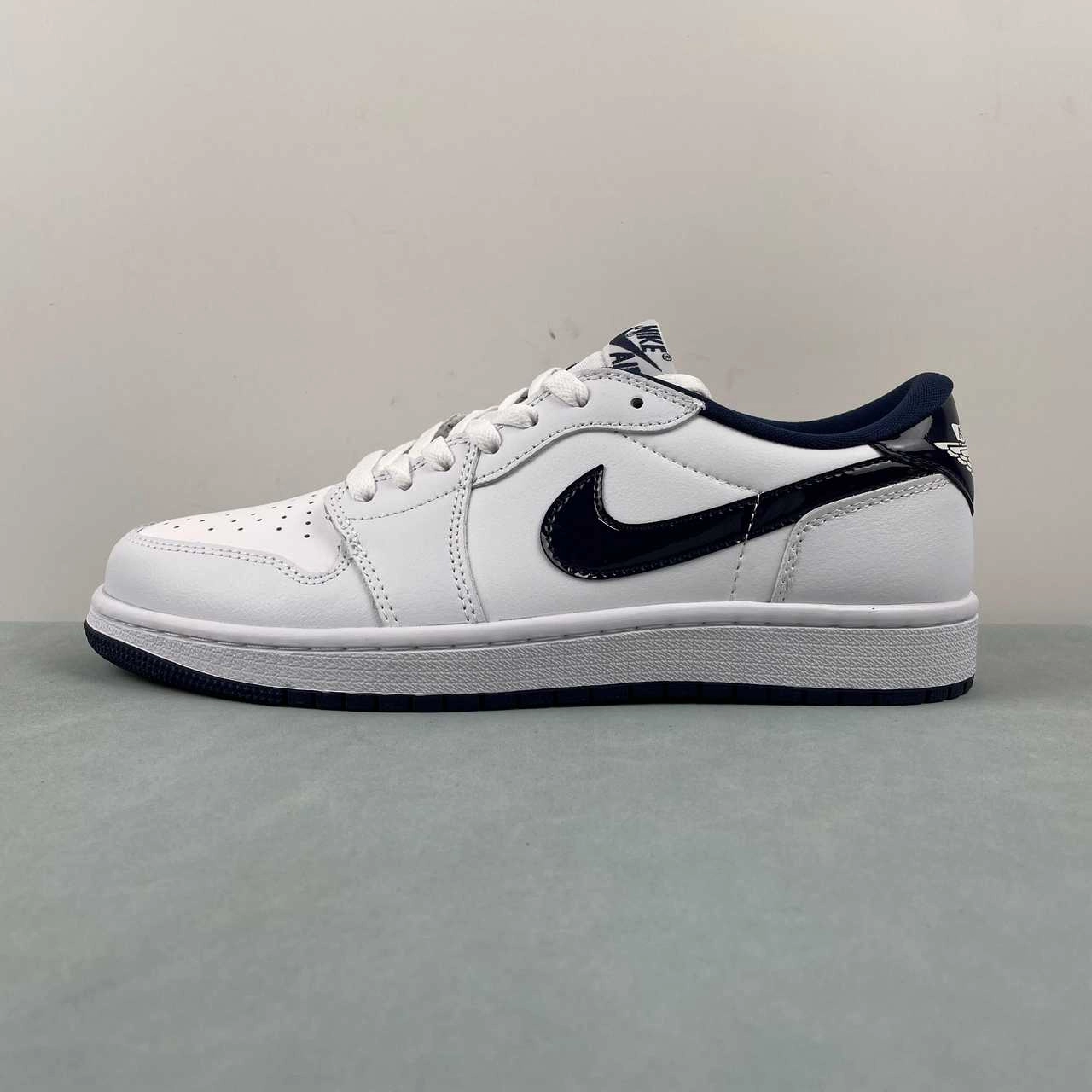 Move Smart Air Jordan 1 Retro Low 85 White Metallic Navy FB9933-141