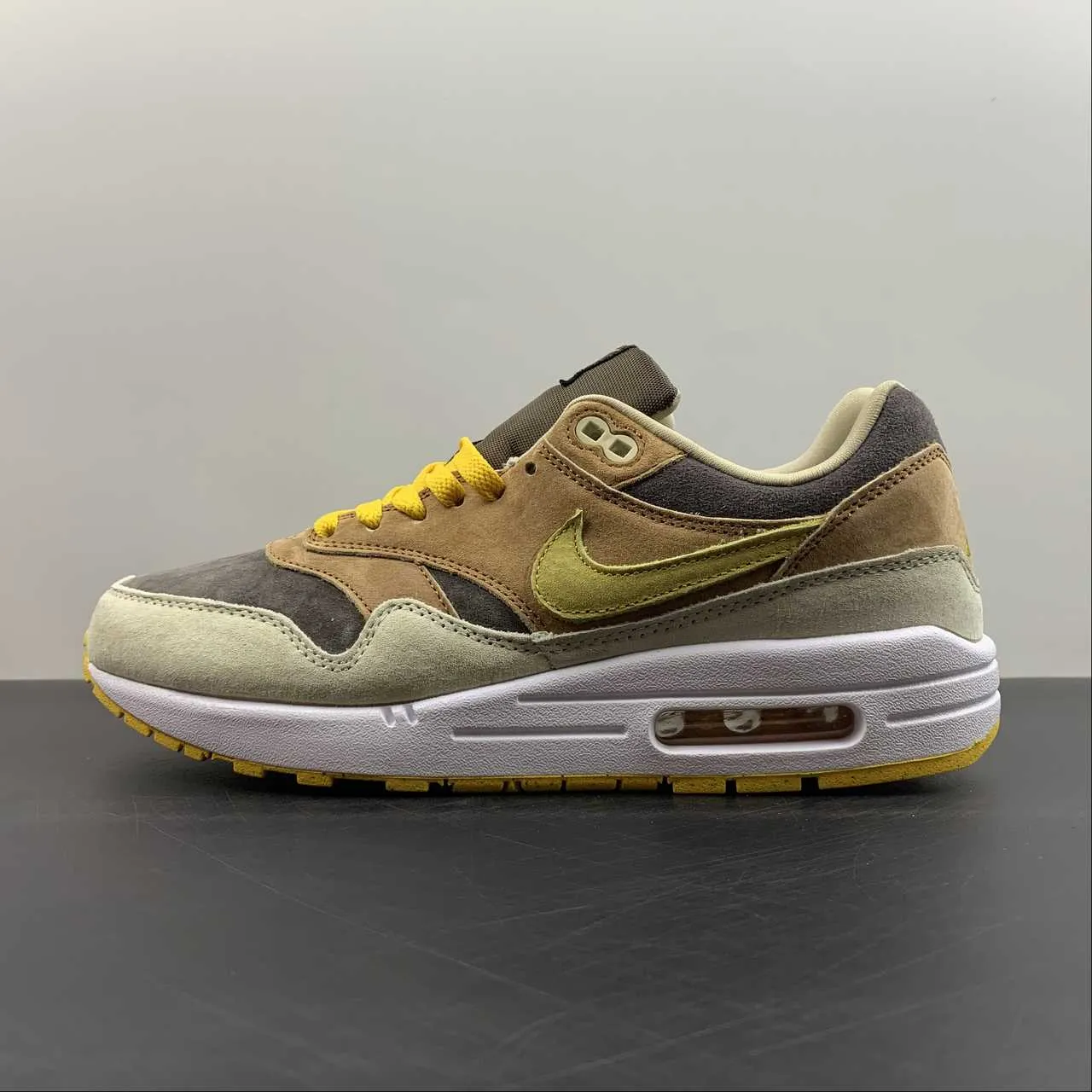 Indoor Training Air Max 1 PRM Duck Pecan Yellow Ocher Baroque Brown DZ0482-200