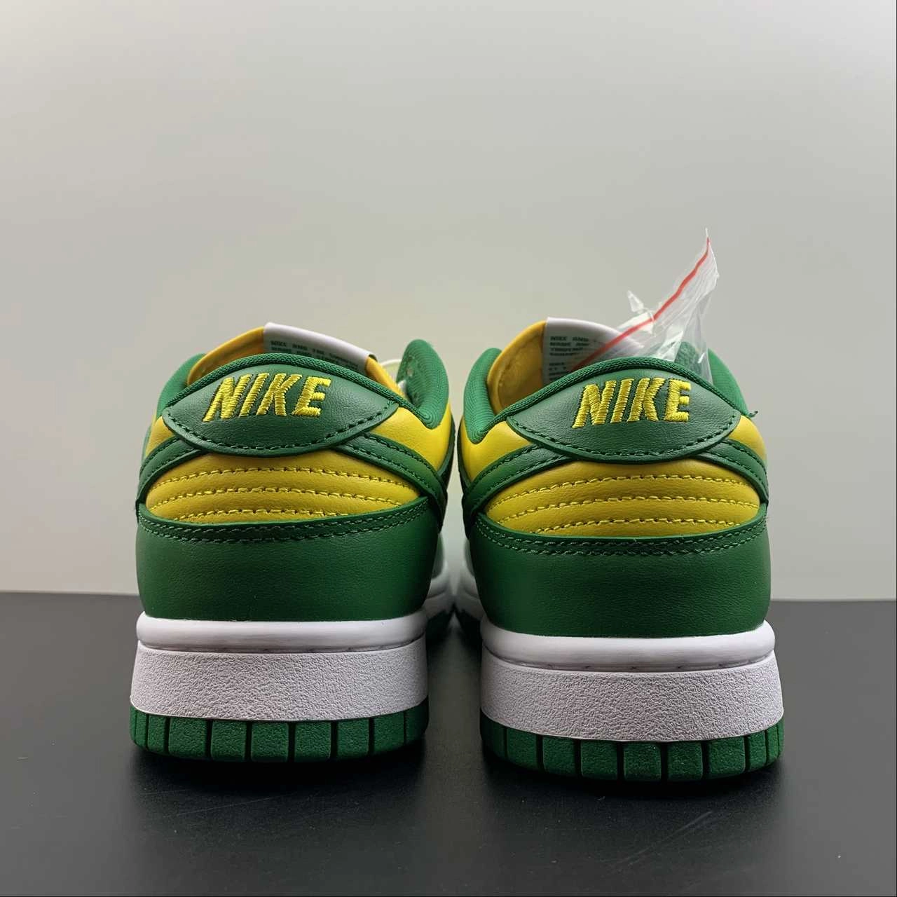 Fast Steps Neutral Stability SB Dunk Low SP Brazil Varsity Maize Pine-Green CU1727-700