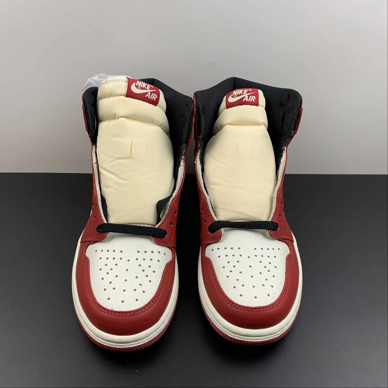 Air Jordan 1 Retro High OG White Red Chicago Remagned (2022) Casual arch