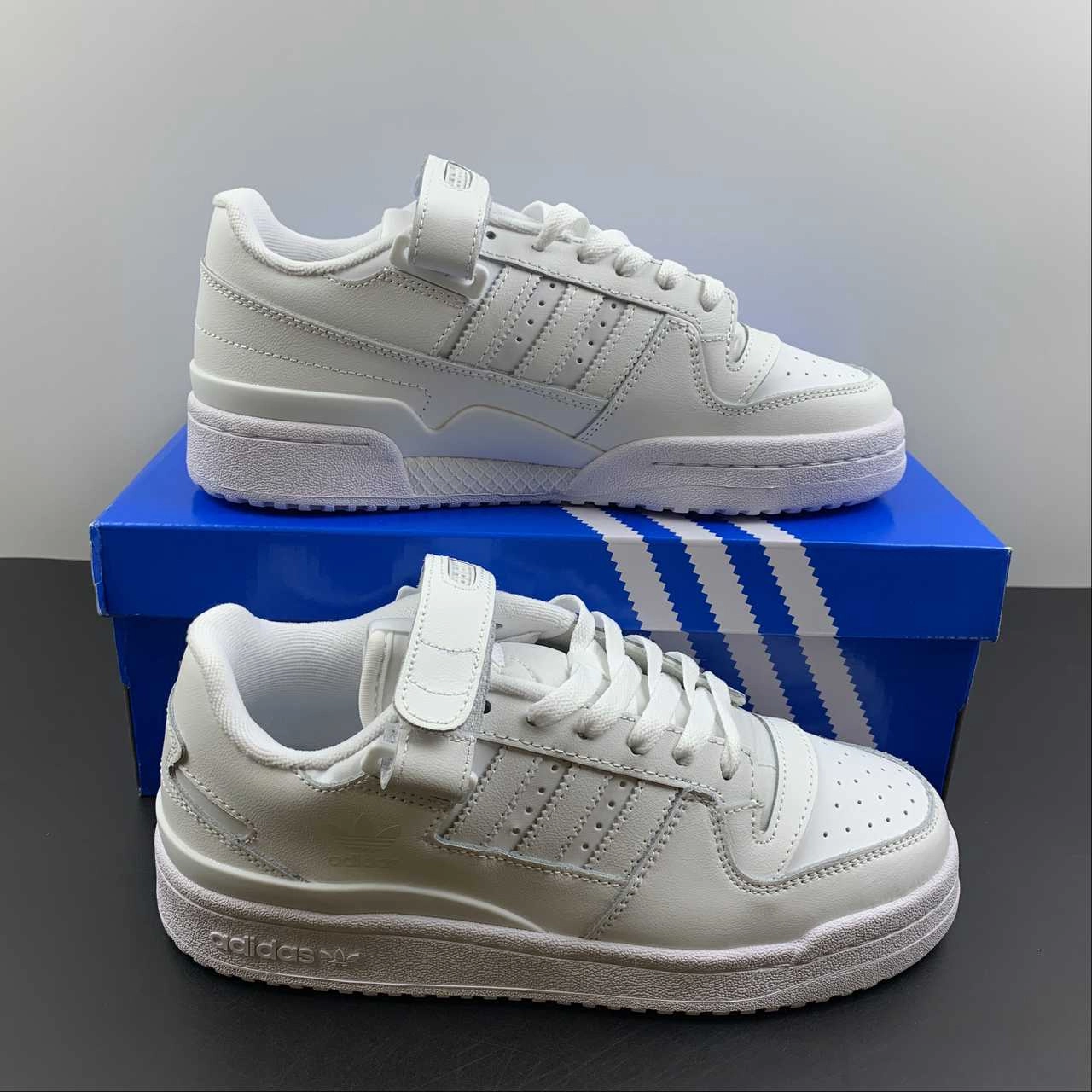 Comfort Fit Design Adidas Forum Low White White