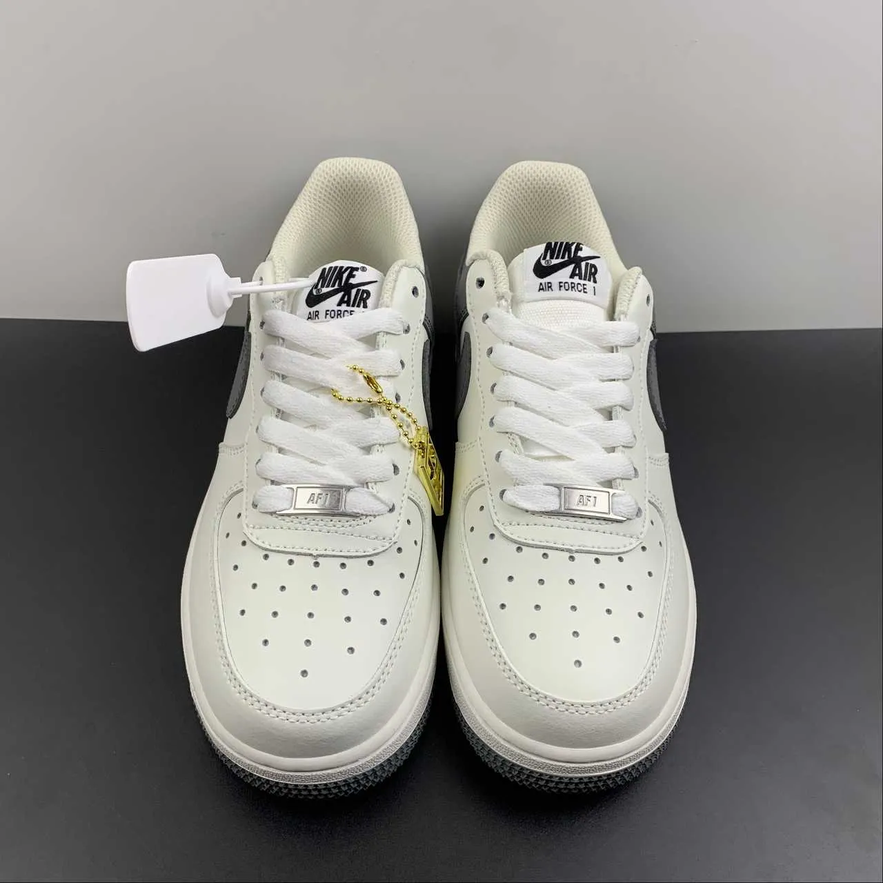 No Laces Air Force 1 07 Low Beige Dark Grey Black DB3301 022