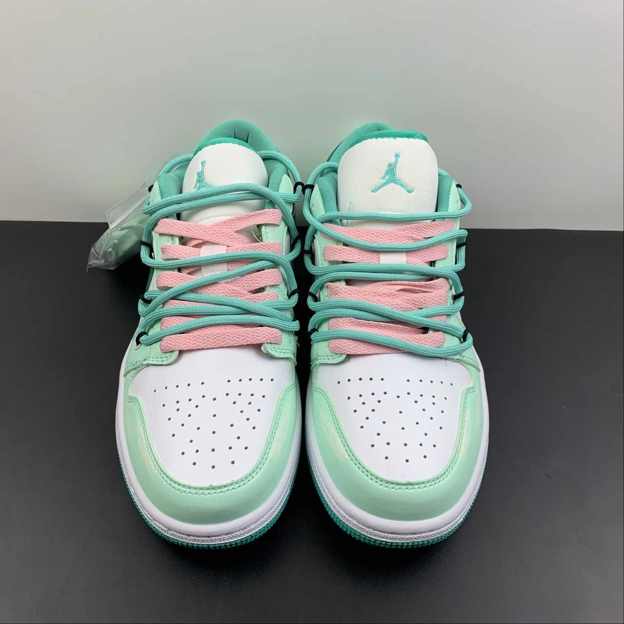 Air Jordan 1 Low White New Emerald-White DC0774-132 Ergonomic Flow Impact Diffusing Structure