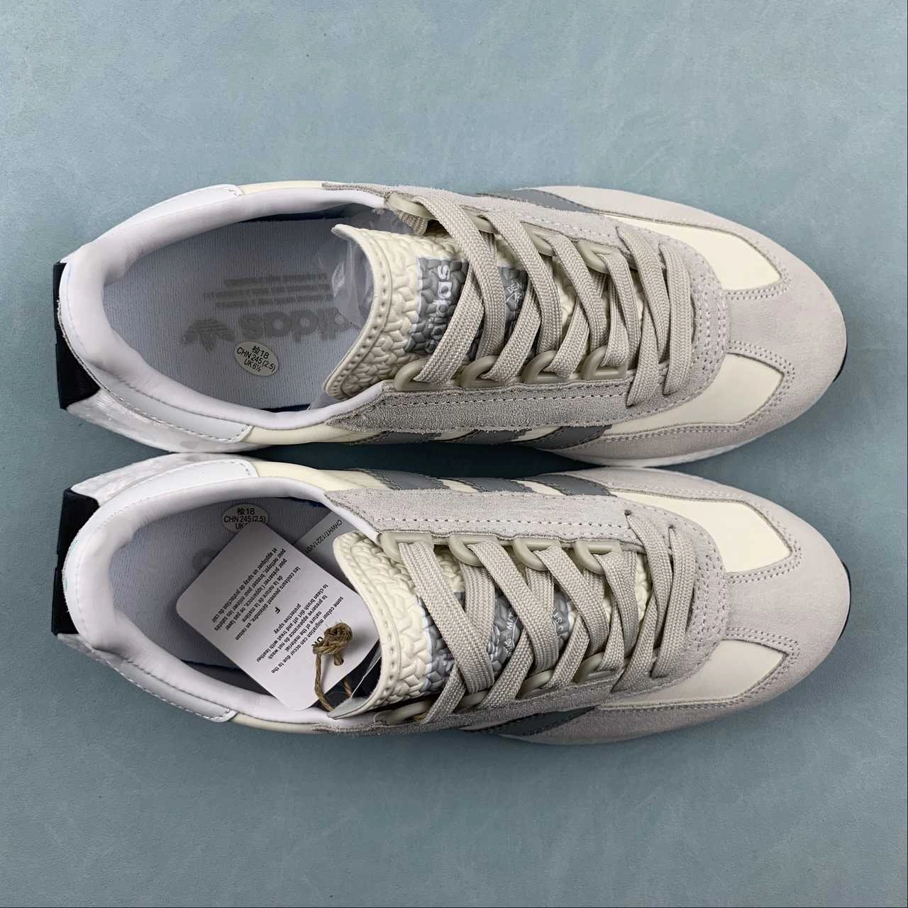 theme - run running shoes Adidas Retropy E5 Chalk White Gray IE7063