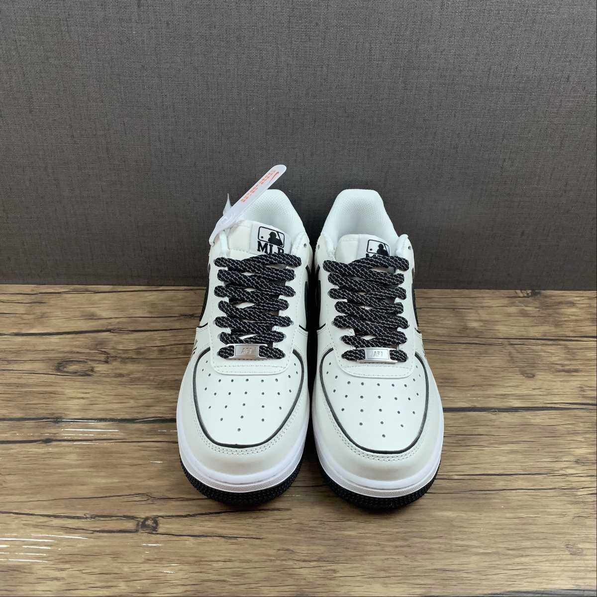 Sunset Jog All Seasons Air Force 1 07 Low Black White BS8806-511