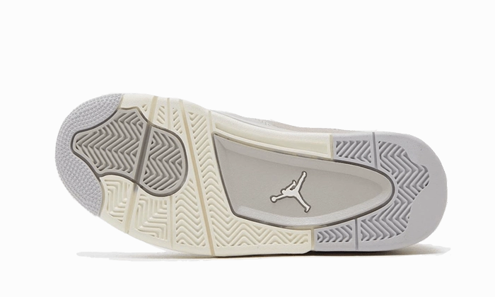 Air Jordan 4 Retro Frozen Moments Ultra Cushioned Heel