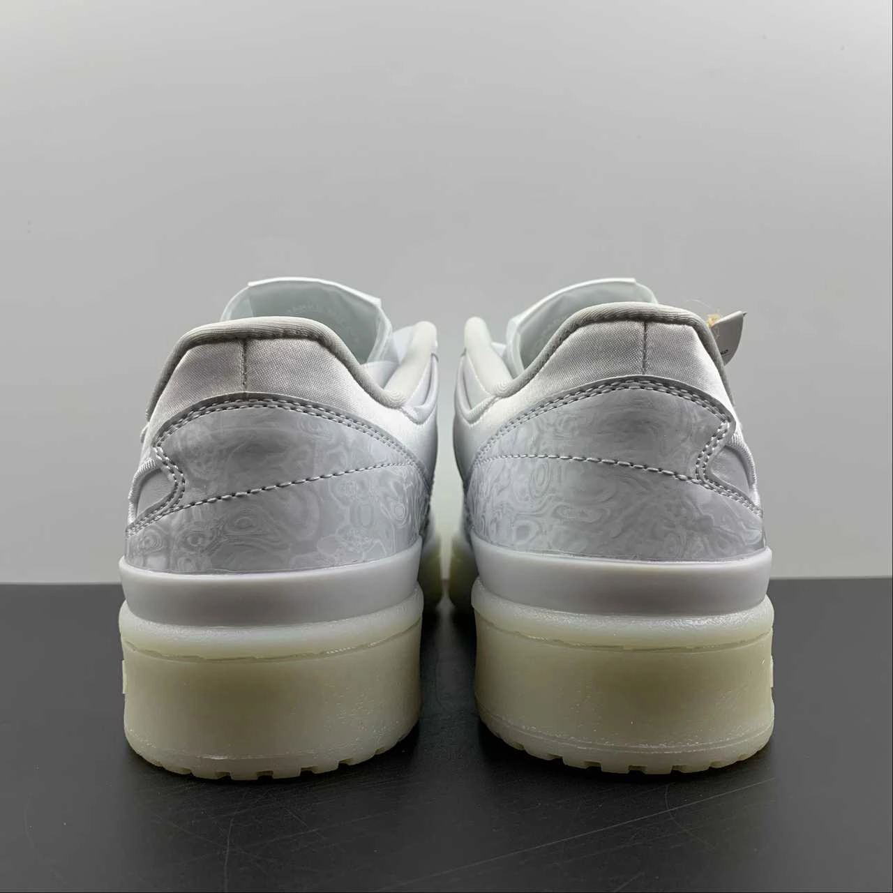 Adidas Forum 84 Low Satin Triple White H68194 Sneaker Retailers