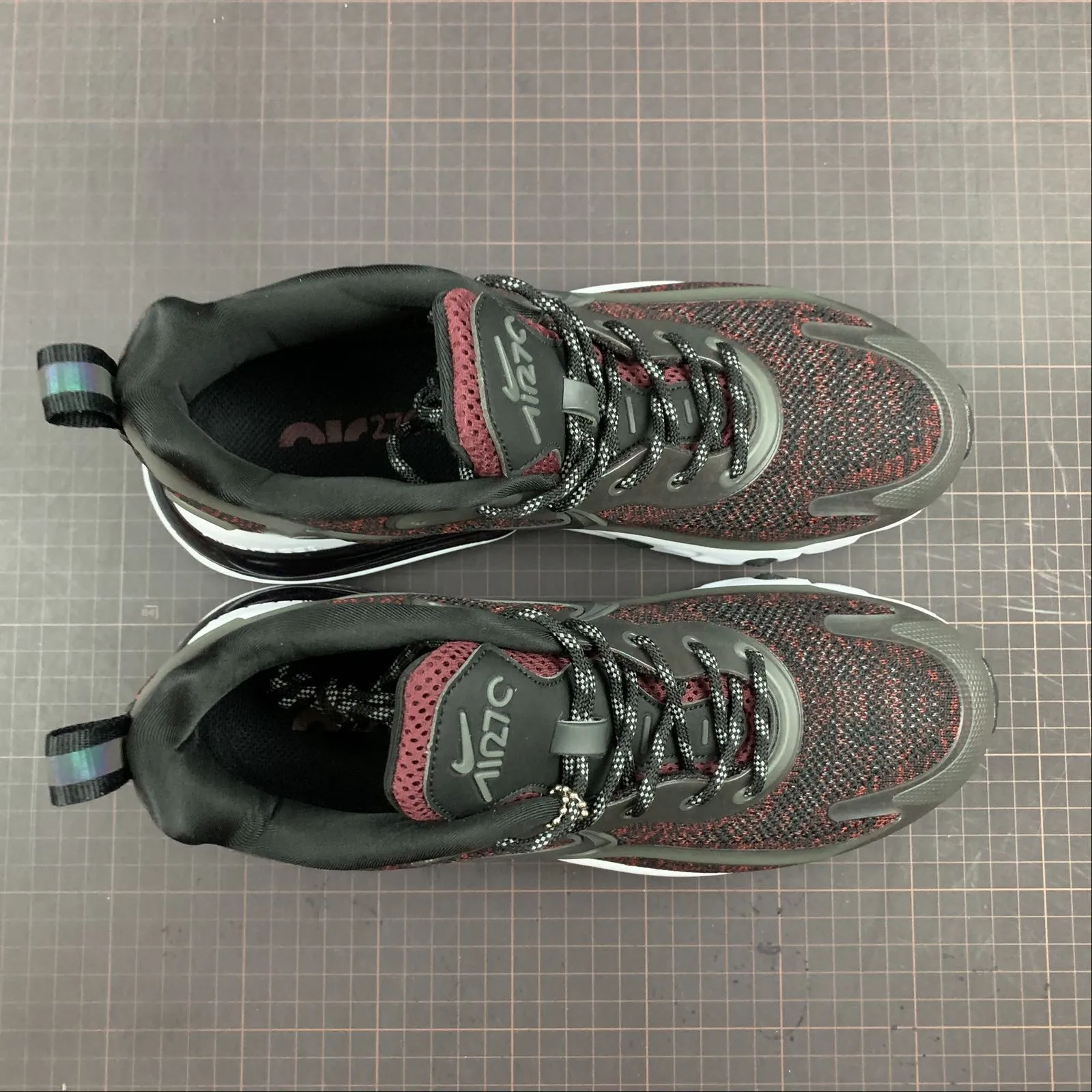 Air Max 270V2 Black Tech Red Black AO4971-105 endurance training shoes Accessories