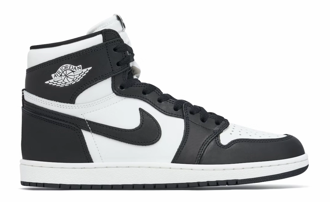 JORDAN 1 HIGH RETRO 85 BLACK WHITE Versatile Usage Flattering Fit
