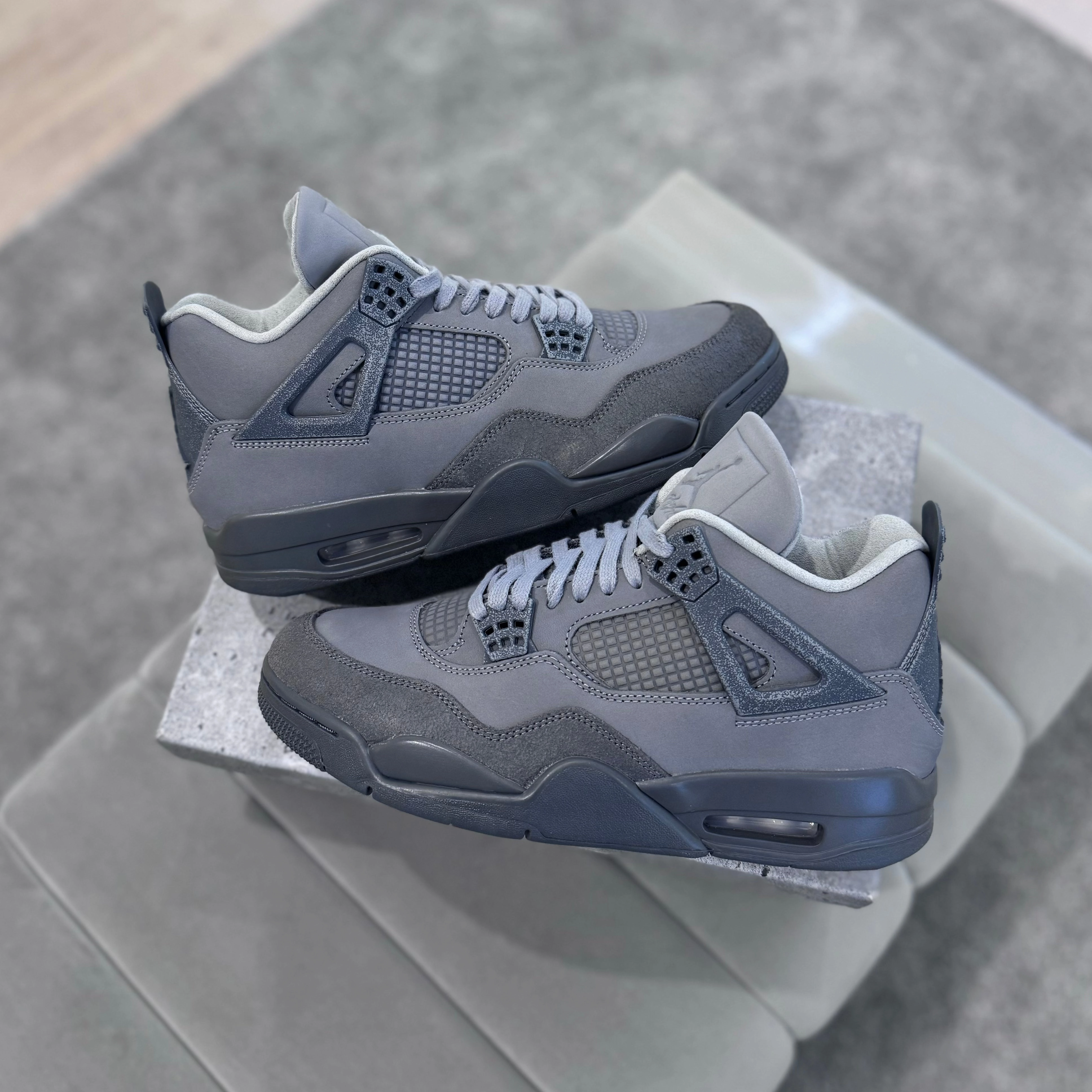 Reinforced Contoured Sole JORDAN 4 ??WET CEMENT??