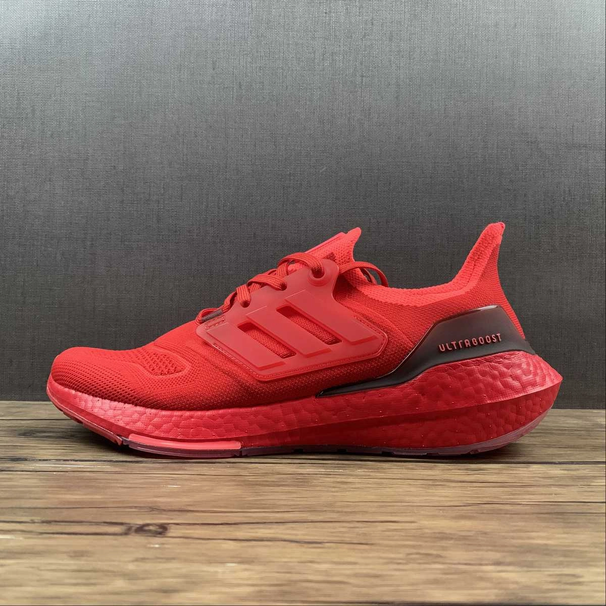 Adidas UltraBoost 22 Red Brown GX5462 Torsional Stability Frame Orthopedic Friendly Design