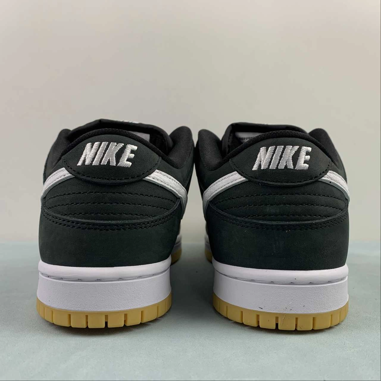 Outdoor Performance CushionedInsole SB Dunk Low Black White Gum Light Brown CD2563-006