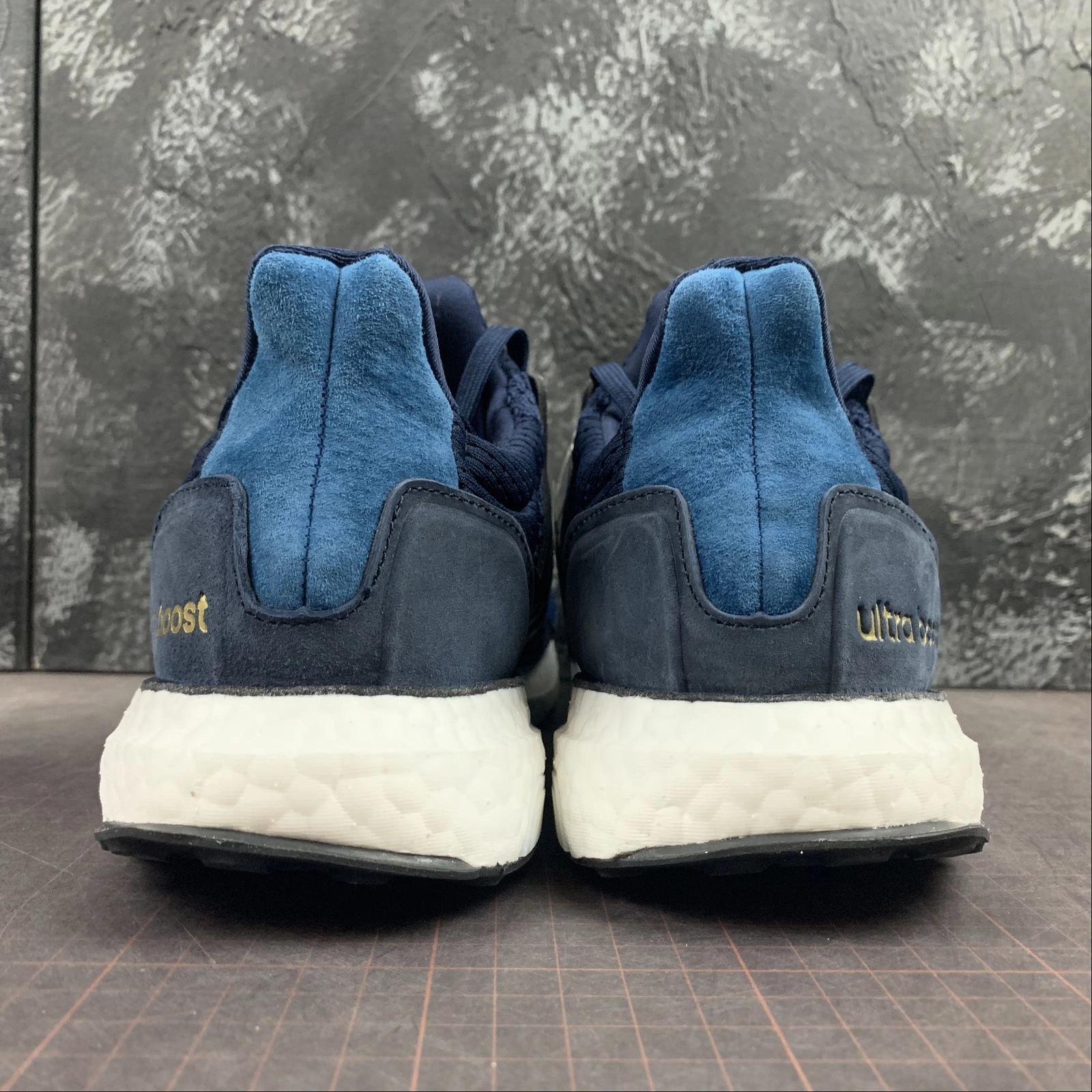 Ventilation Ports Design Adidas UltraBoost S&L Collegiate Navy EF0725