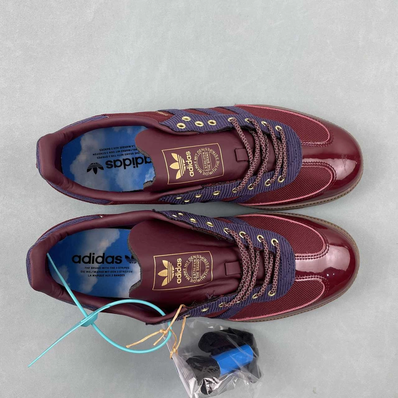 Creek Run Smooth Touch Adidas Samba OG Alwayth College Burgendy IH5187