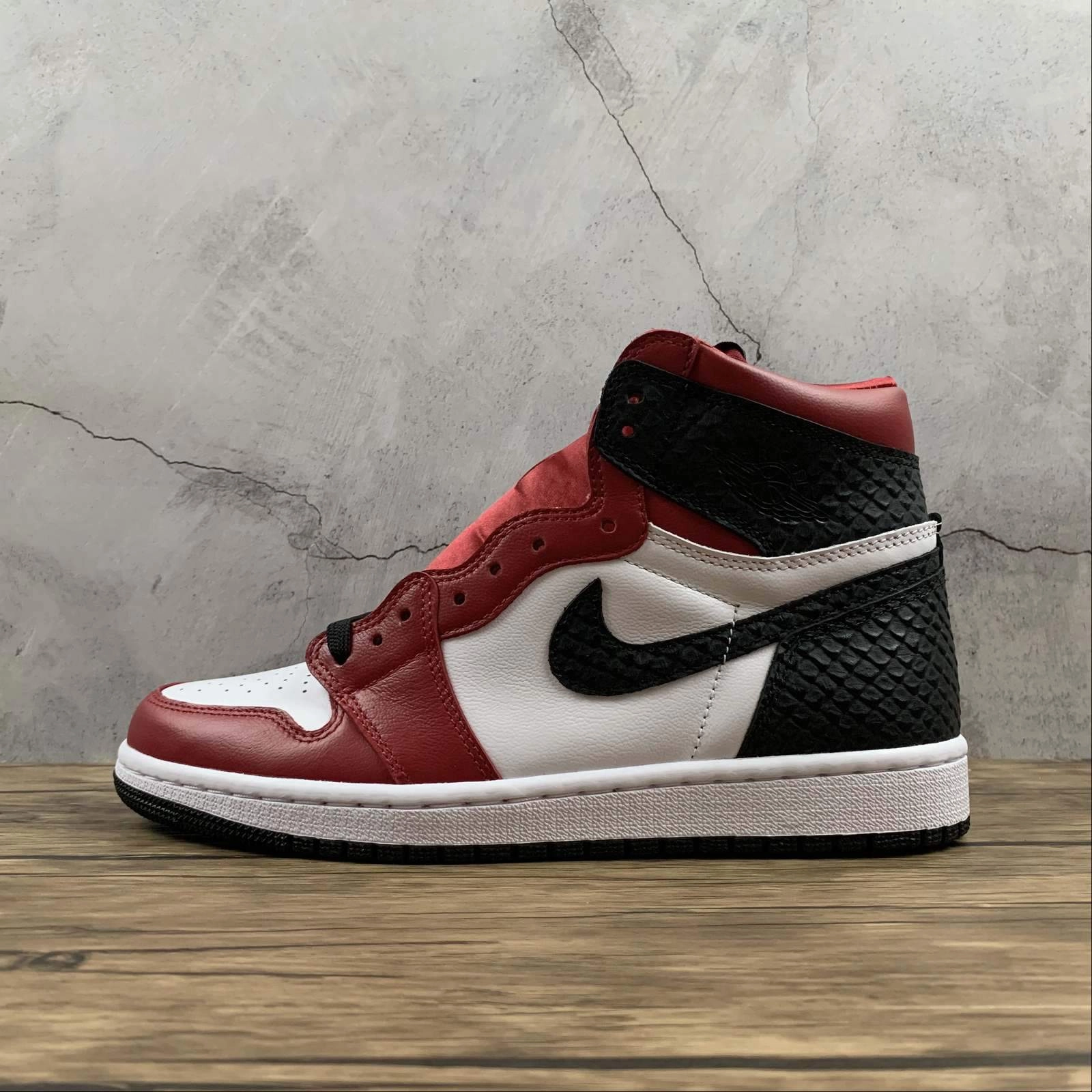 Impact protection Air Jordan 1 High OG Gym Red White Black CD0461-601