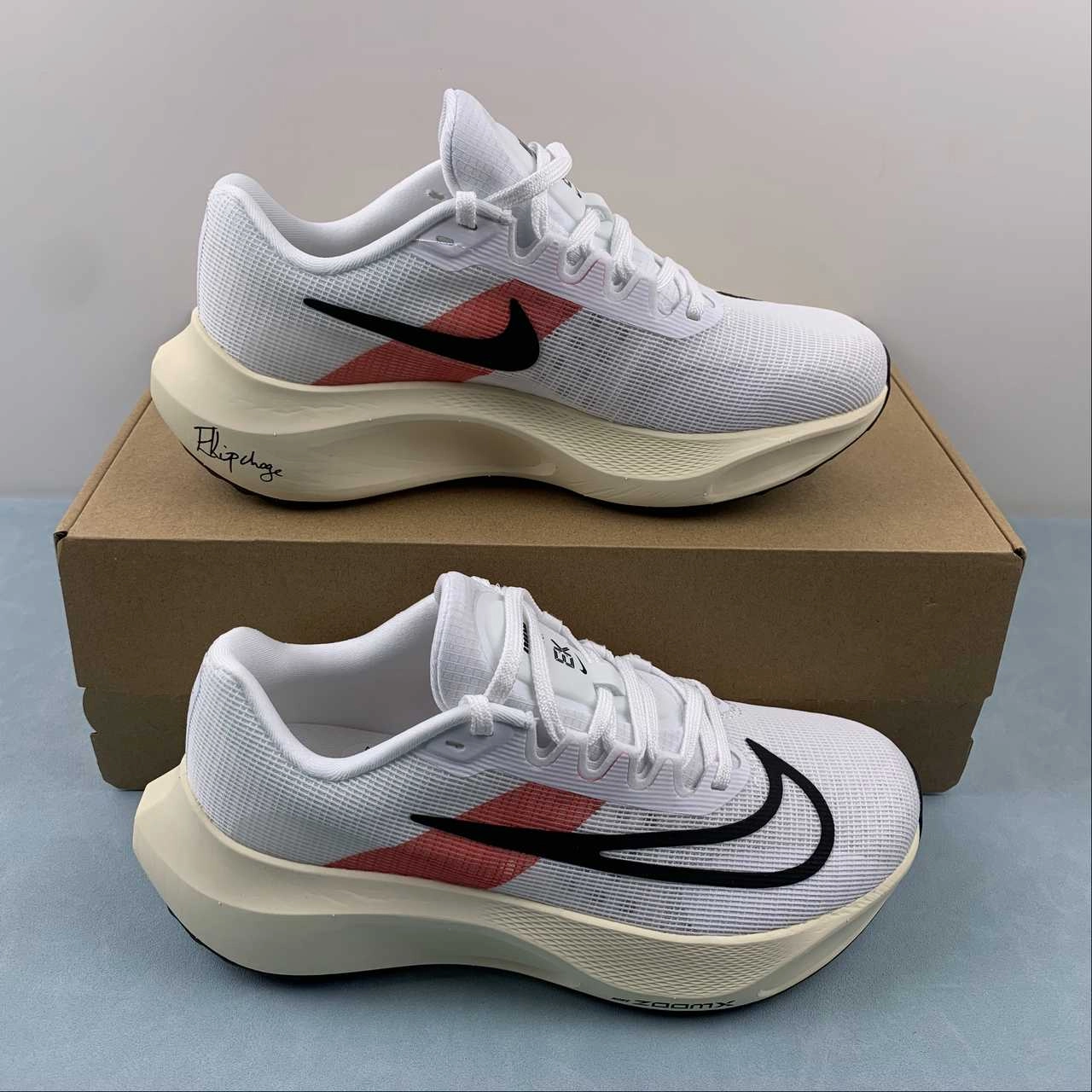 Recovery Phase Gym Training Zoom Fly 5 EK Eliud Kipchoge White Chile Red Coconut Milk Black FD6562-100