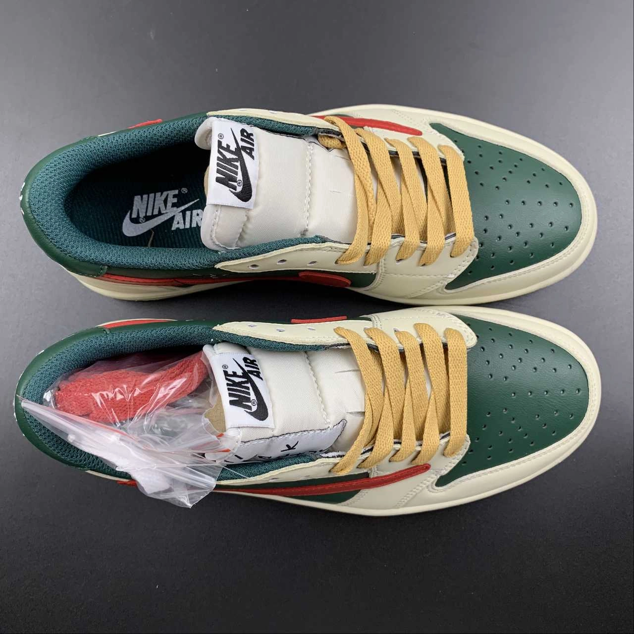 Air Jordan 1 Retro Low OG SP ??Travis Scott?? Black Green Barb DM7866-801 Abrasion Resistant Panels