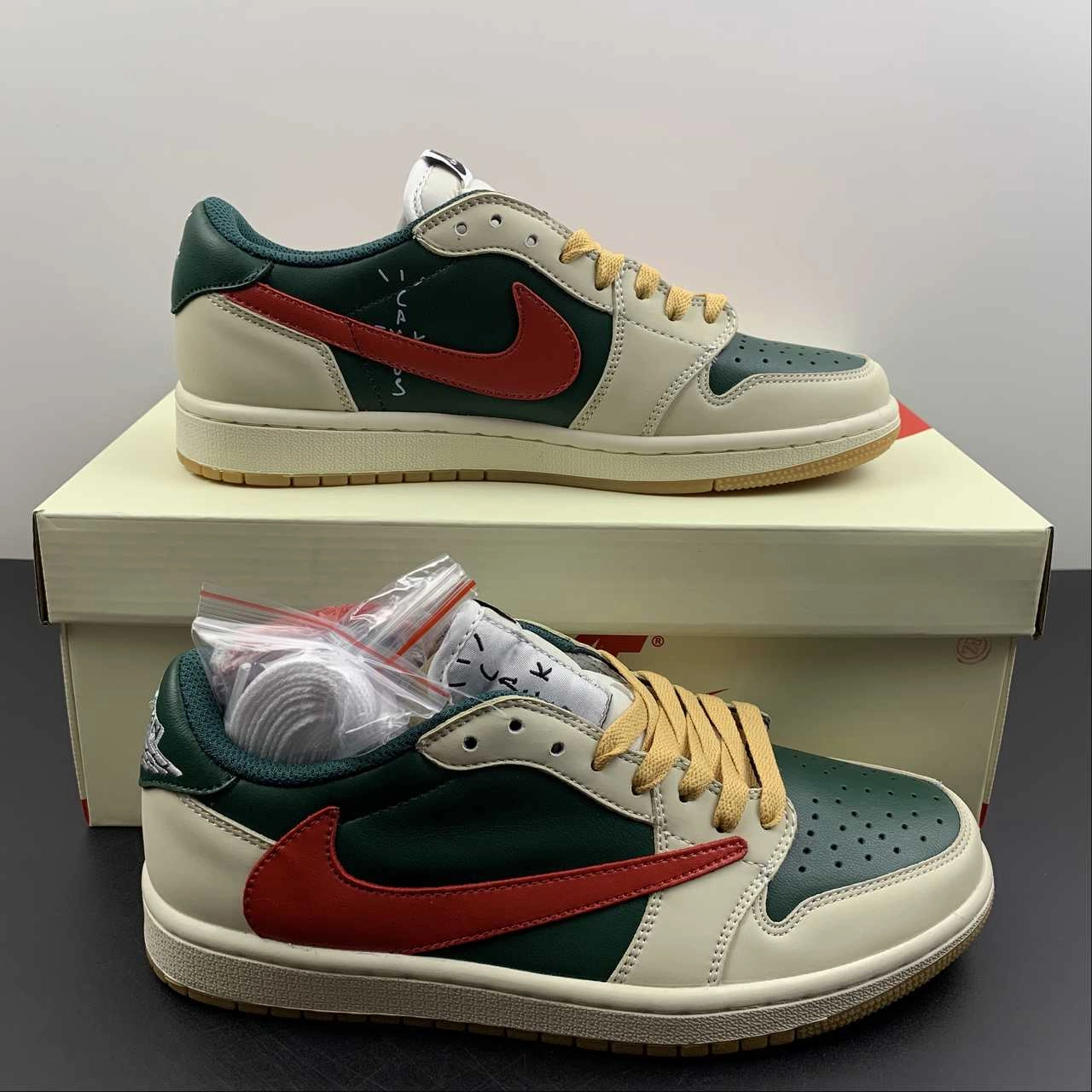 Air Jordan 1 Retro Low OG SP ??Travis Scott?? Black Green Barb DM7866-801 Anti Fatigue Insoles