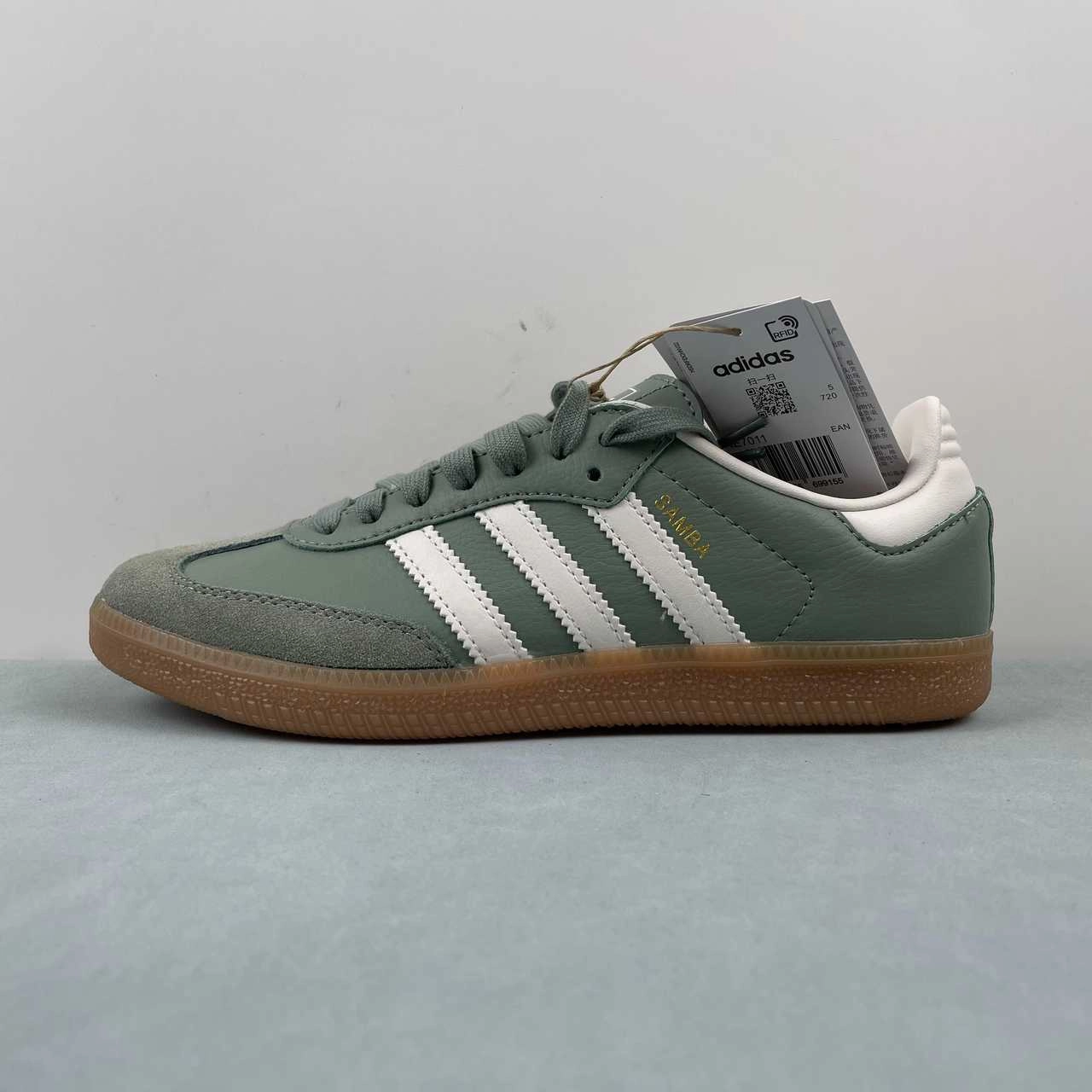 Platform Style Relaxed Vibe Adidas Samba OG Silver Chalk Green White Gum IE7011