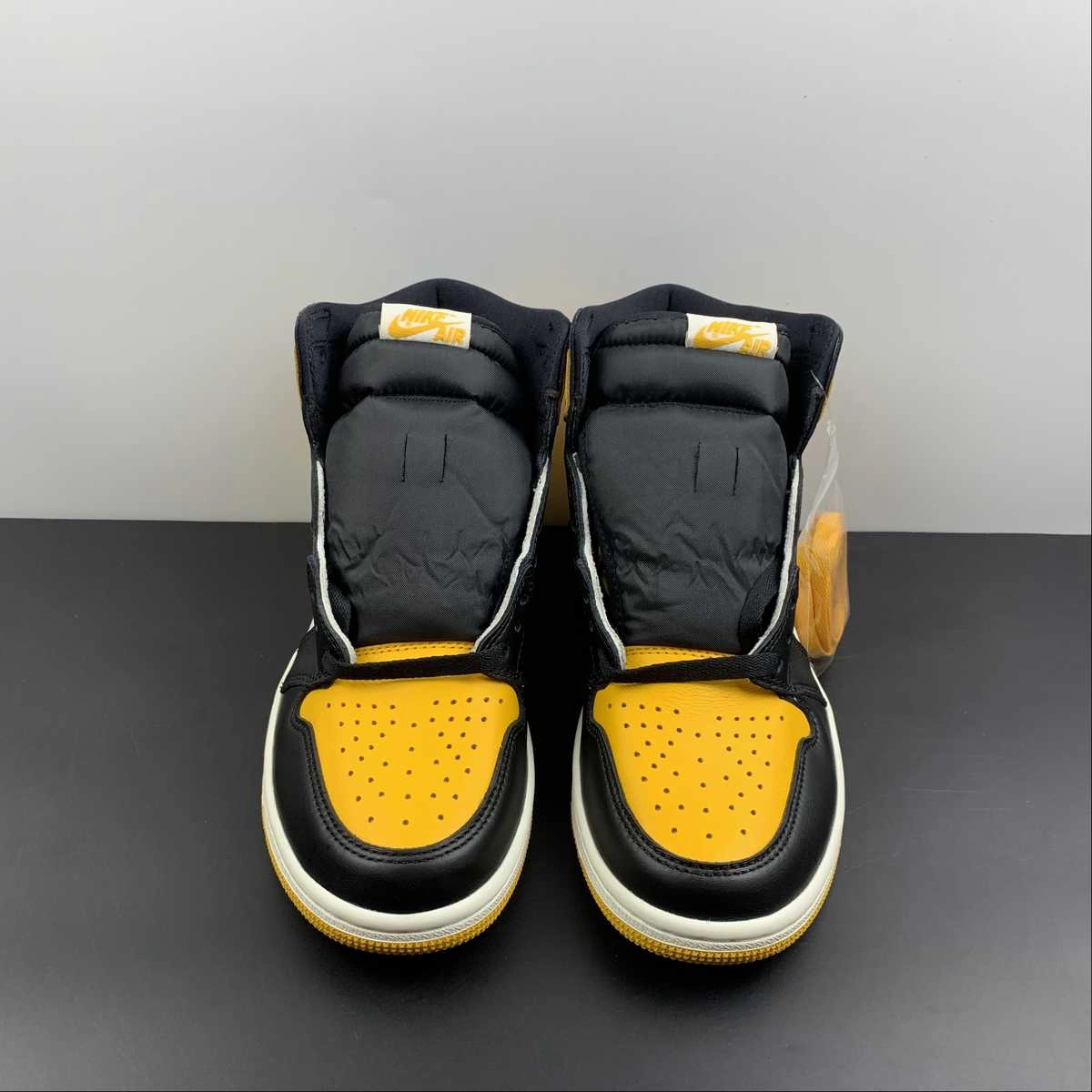 Thermoplastic Unit Grip tech Air Jordan 1 Retro High OG Taxi Black-Sail