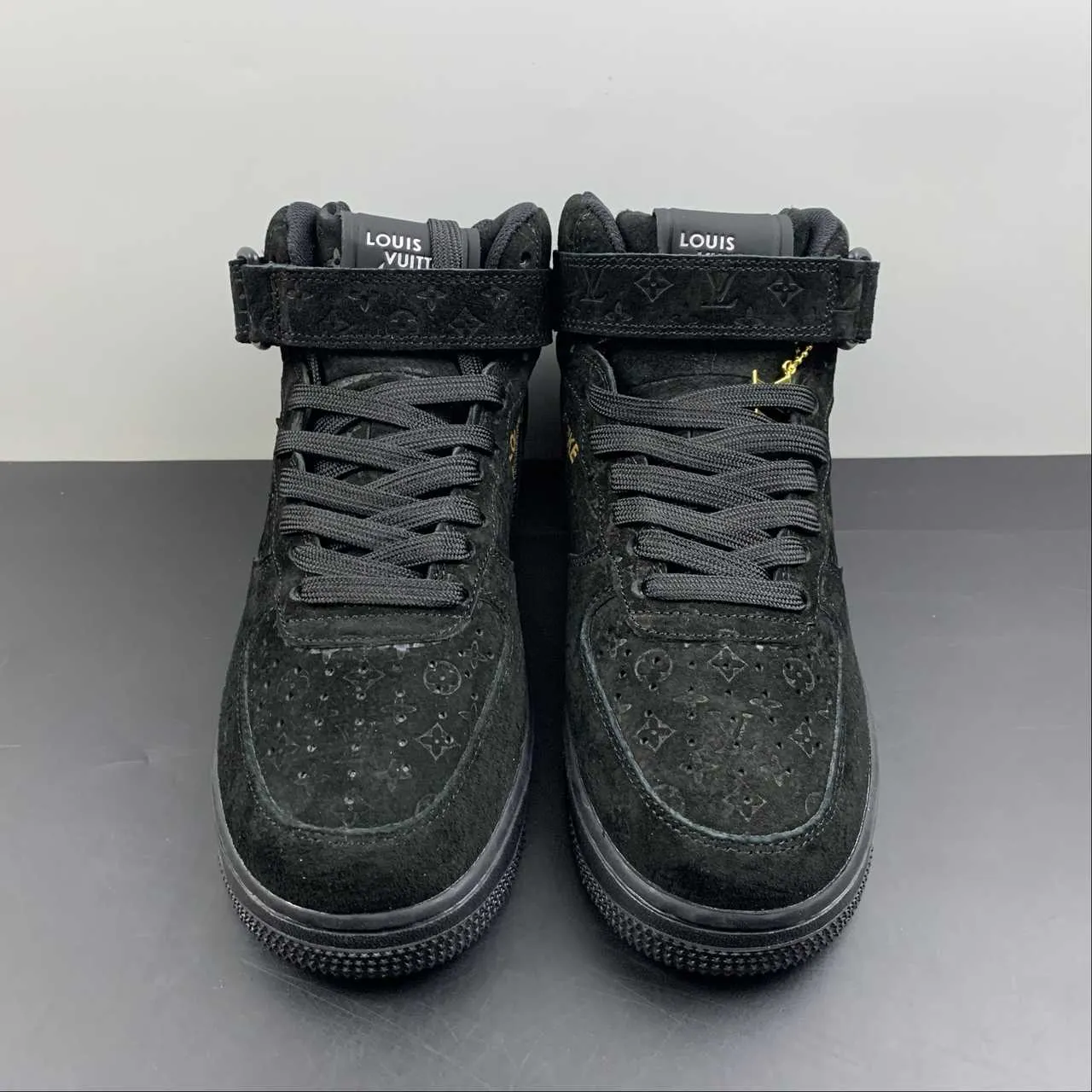 Smooth   surface Simple Walk Air Force 1 07 Mid X Louis Vuitton Black 1A9HD7