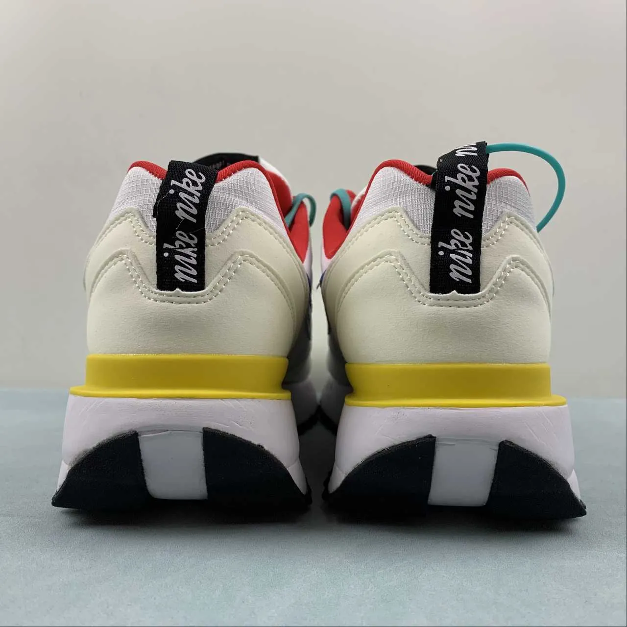 running in a roundabout area shoes Air Max Dawn White Multi-Color Washed Teal Vivid Sulfur Siren Red DQ7772-100