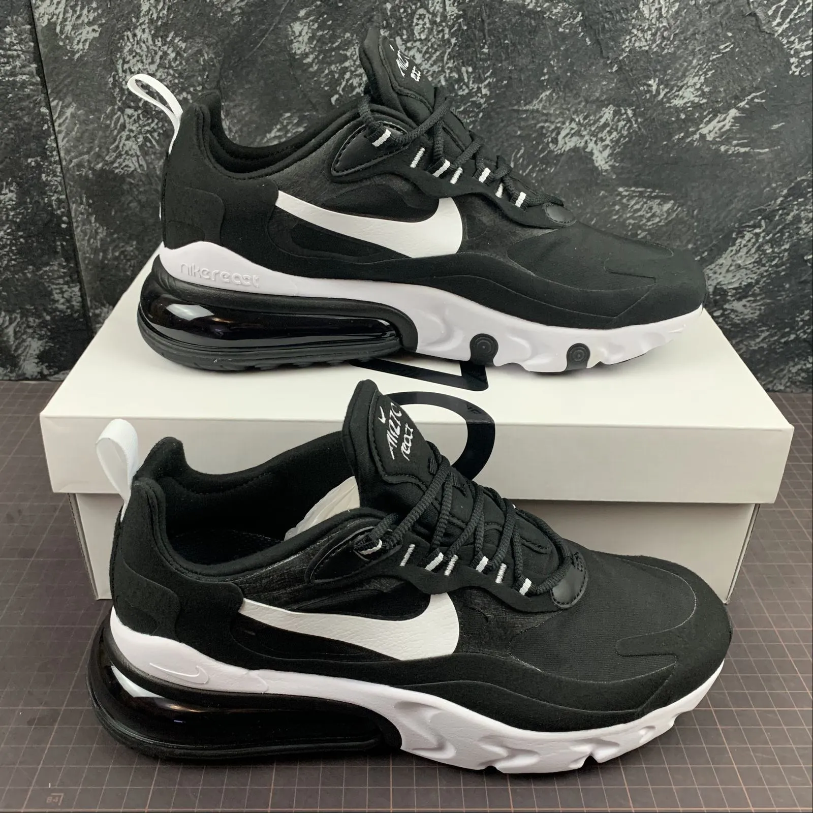 Air Max 270 React Black White AO4971-004 Racing running