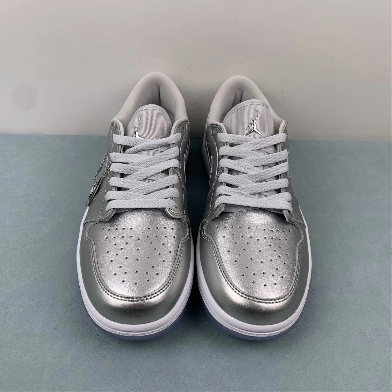 Light   Weight Design All Day Support Air Jordan 1 Low Golf Gift Giving Metallic Silver Photon Dust White FD6848-001