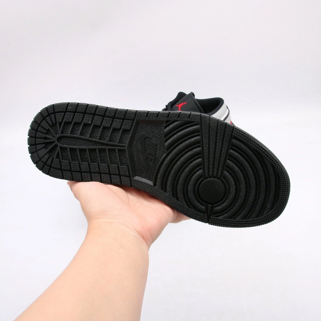 Walking Power Sneaker Storage Air Jordan 1 Low Light Smoke Grey 553560-030