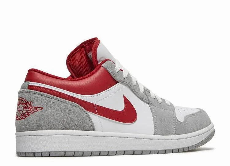 Air Jordan 1 Low Smoke Grey Gym Red Reliable Sole Textured Tread