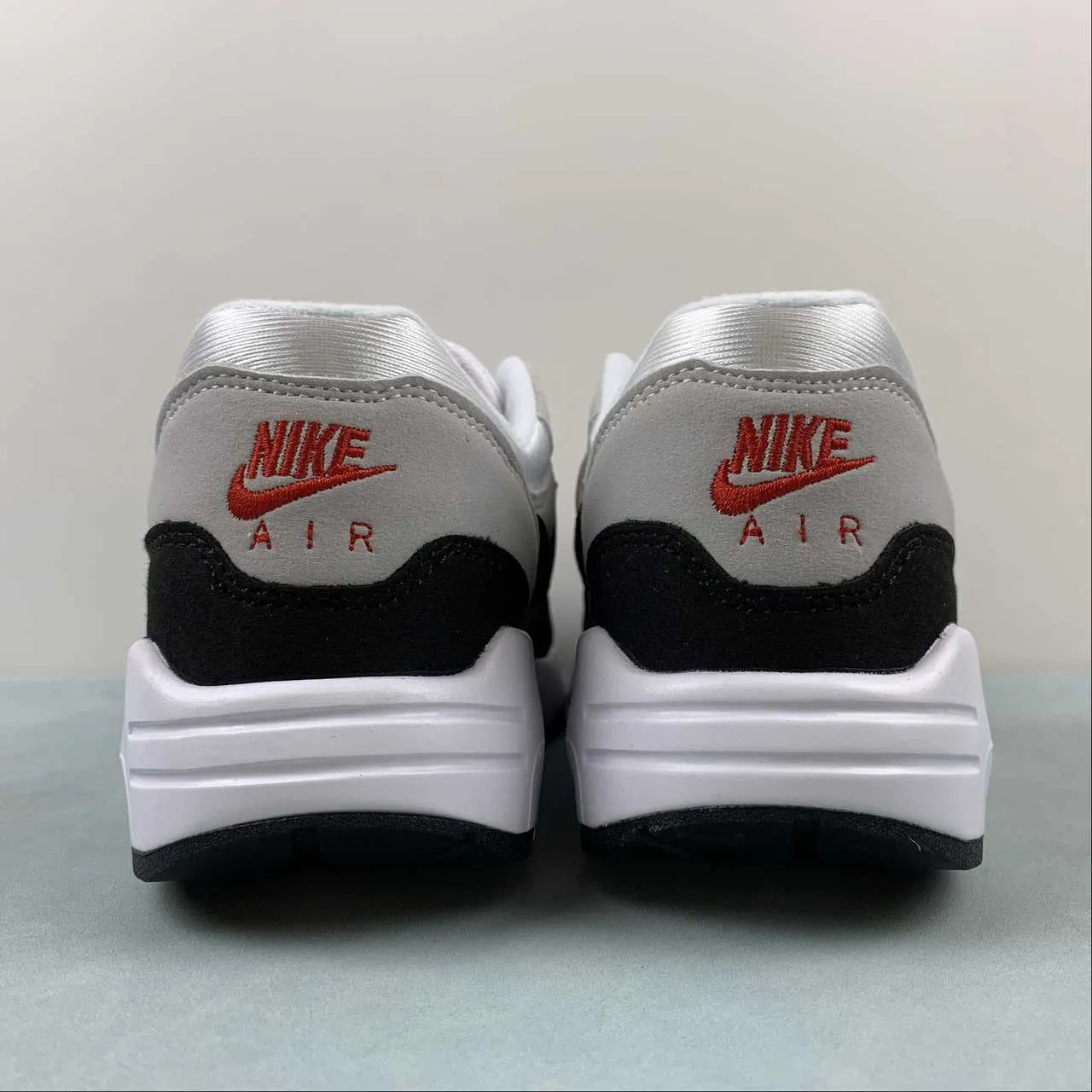 Air Max 1 86 Big Bubble Obsidian White Light Neutral Grey DQ3989-101 streamlined - design shoes