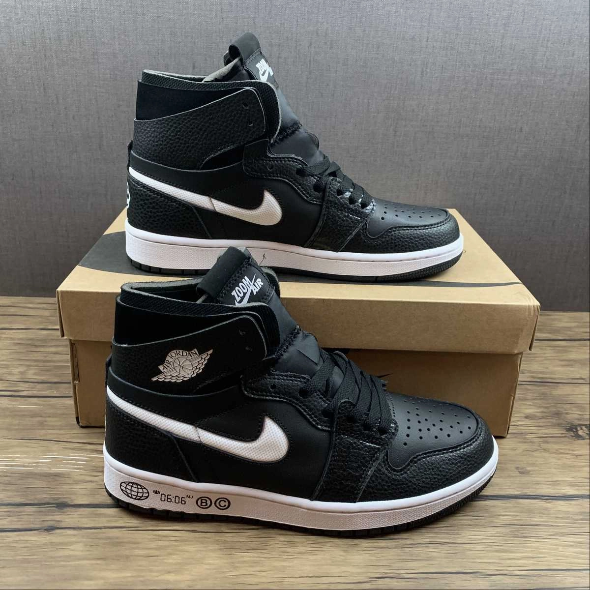 Air Jordan 1 High Zoom Comfort Breakfast Club Black White DV3473-001 Grip Tread Pattern