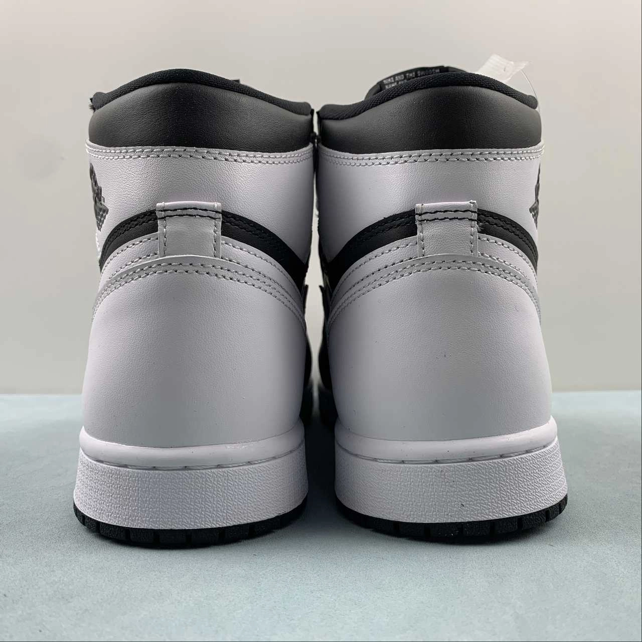 Refined touch Daily Walking Air Jordan 1 Retro High OG Black White DZ5485-010