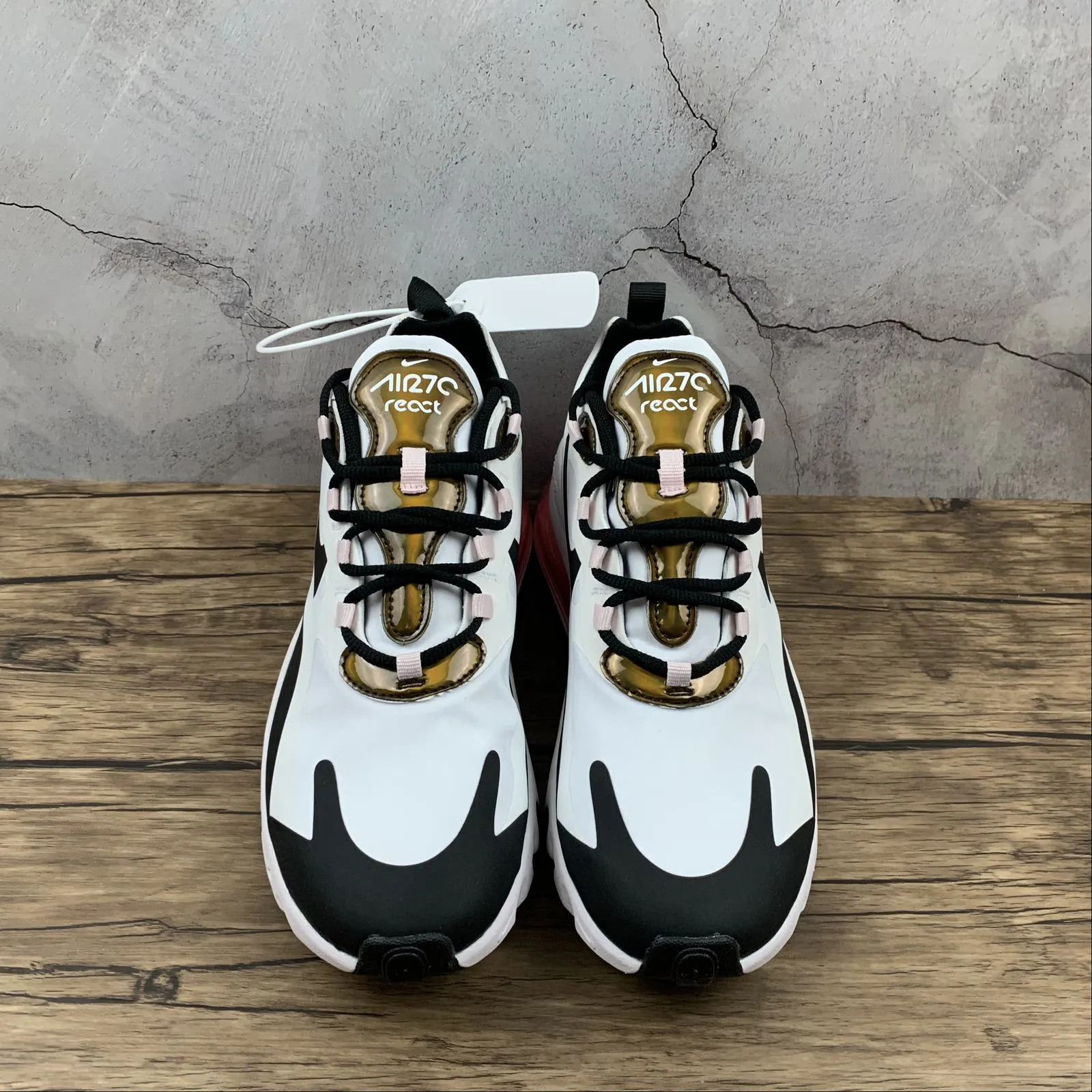 charity run running gear Air Max 270 React 20 Black White-Pink CU4752-100