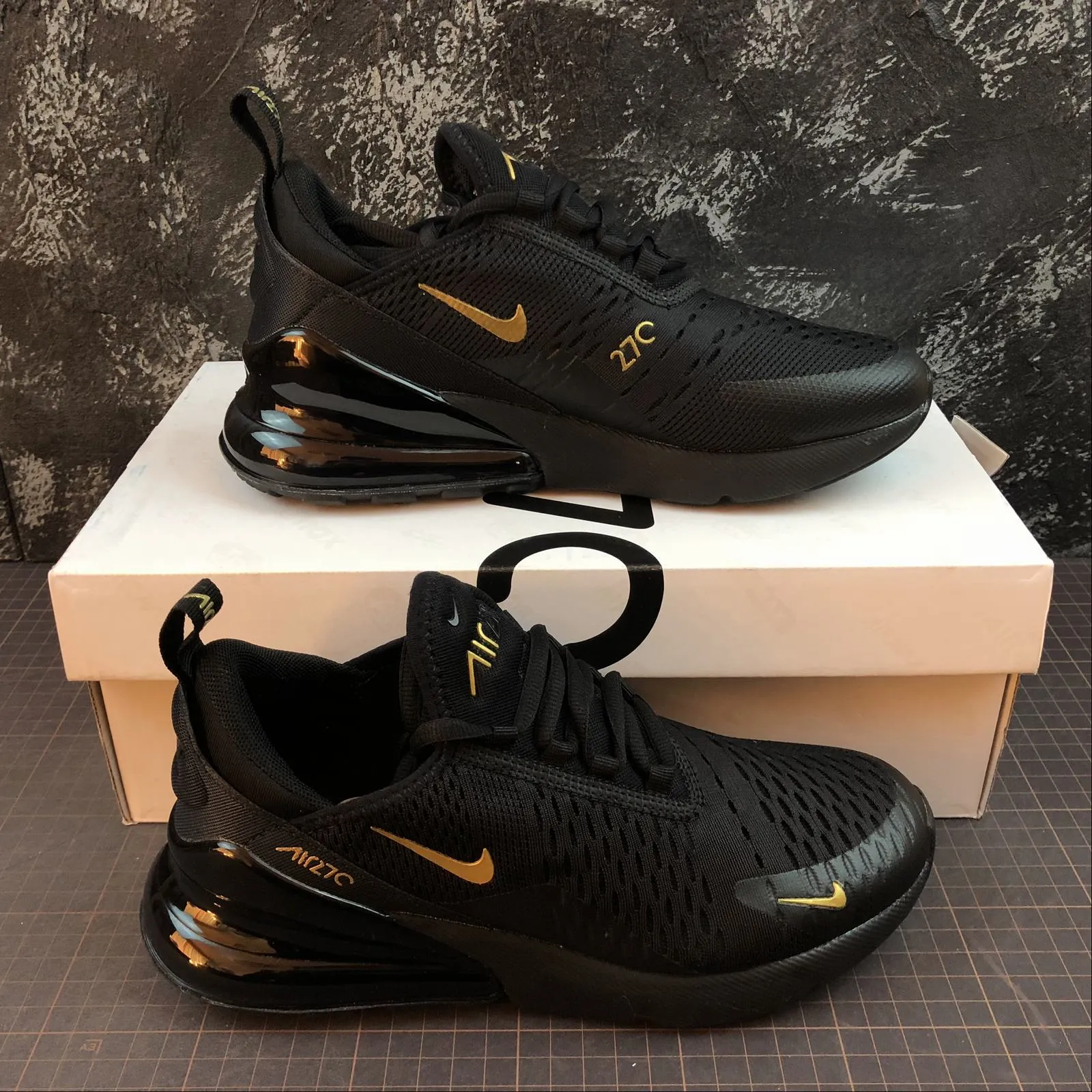 split - sole shoes synthetic running shoes Air Max 270 Black-Metal Golden Yellow-Black AH6789-007