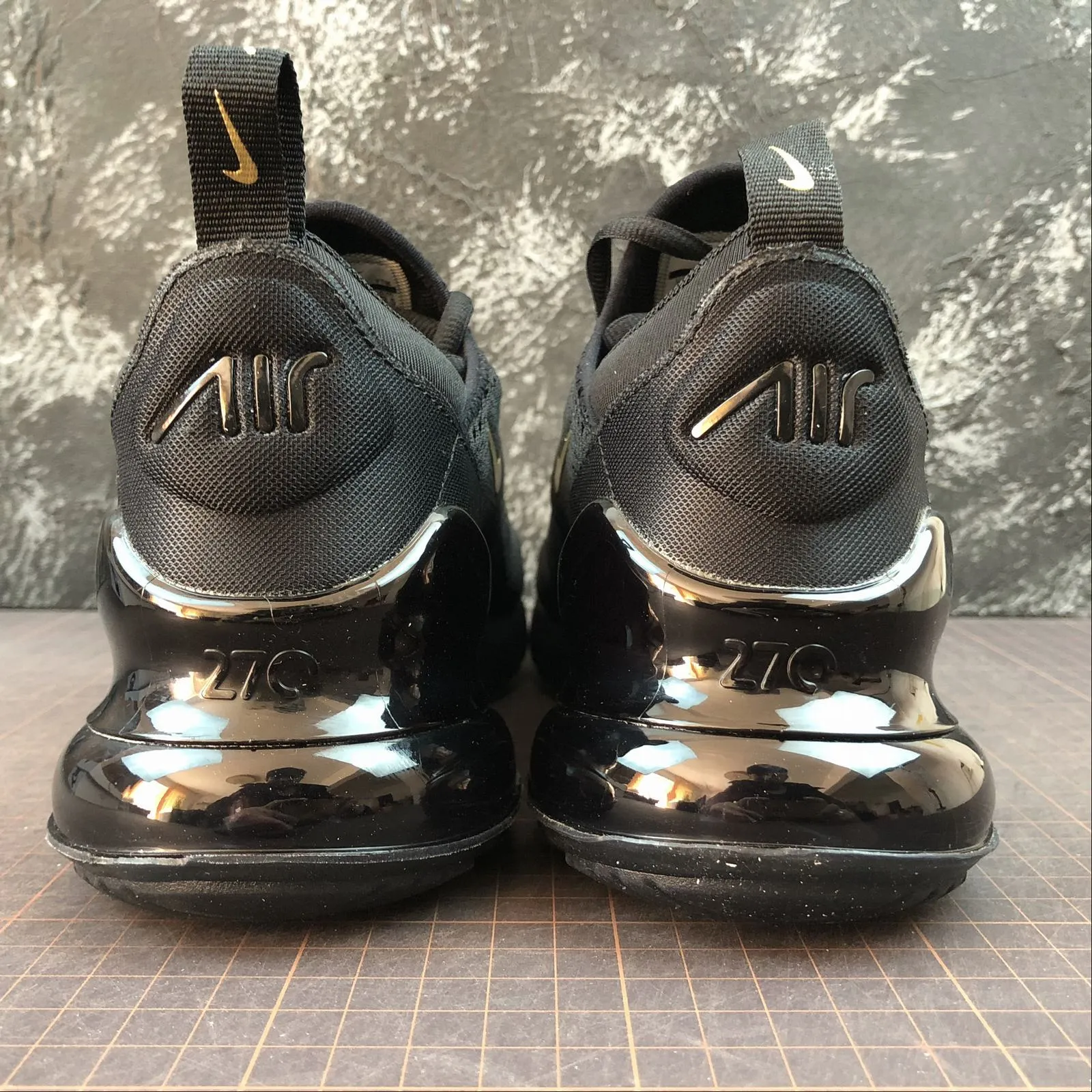 Supportive Heel Air Max 270 Black-Metal Golden Yellow-Black AH6789-007